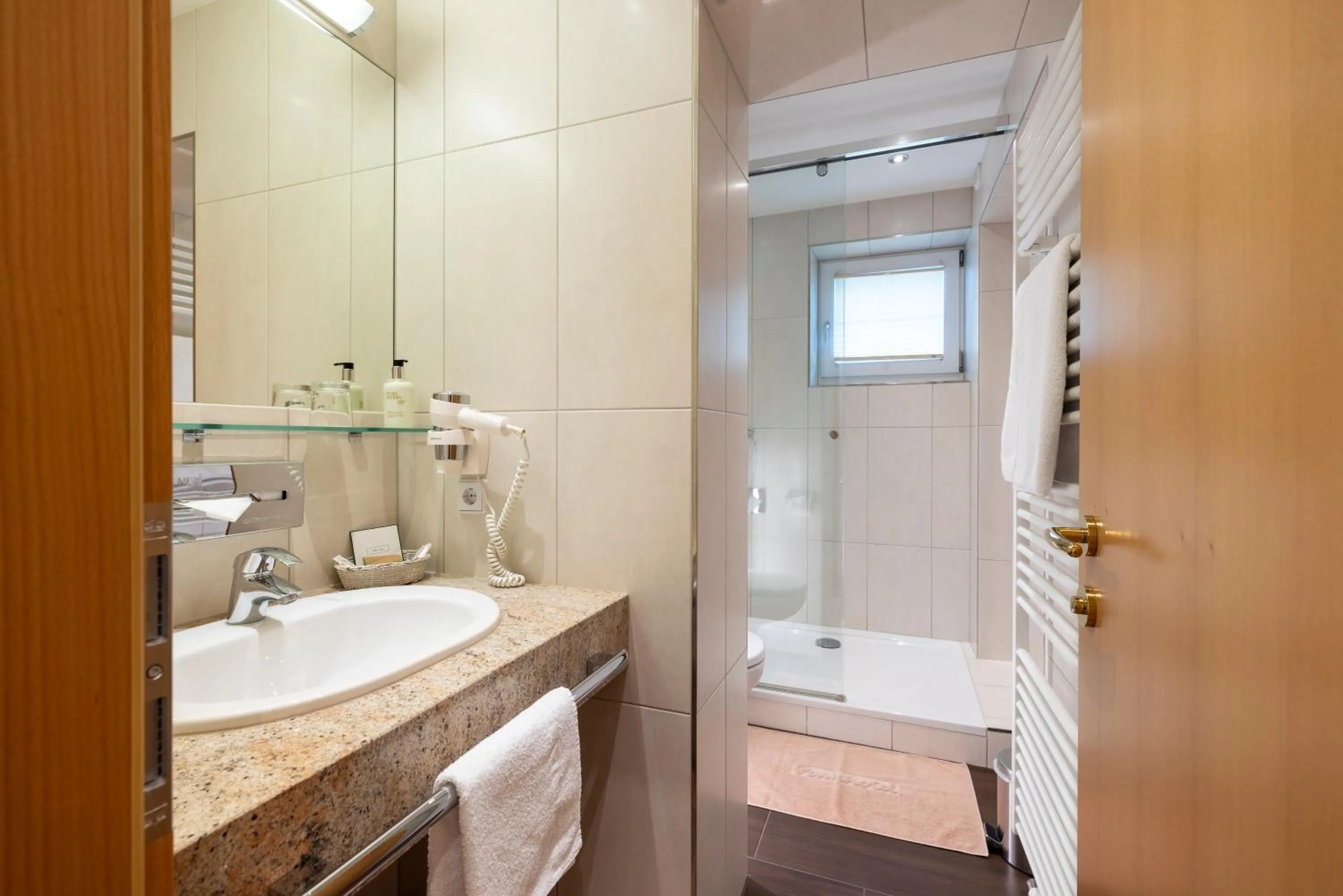 Standard Double Room with Balcony in Parkhotel Seefeld