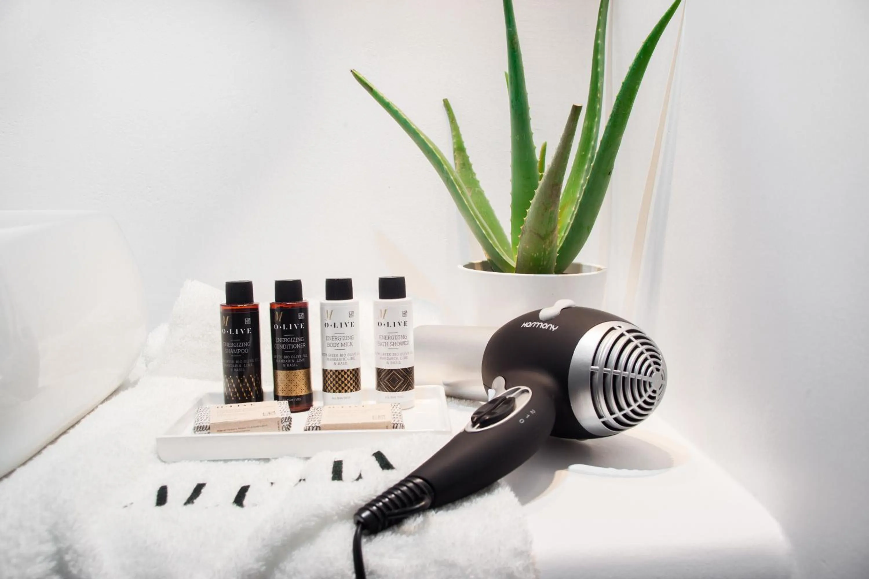 Bathroom in Alunia Incognito Suites - Adults Only