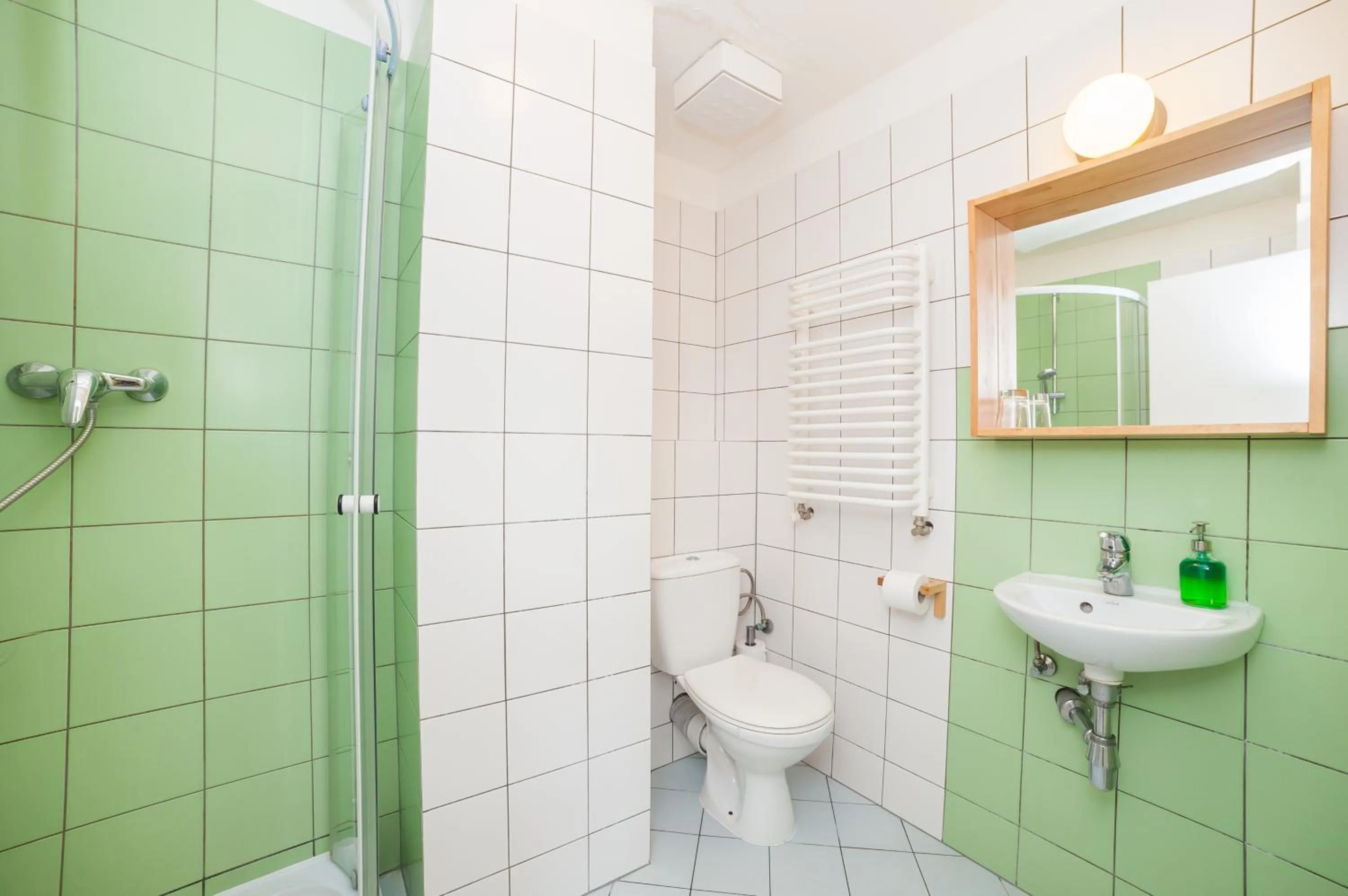 Bathroom in Patio Hostel