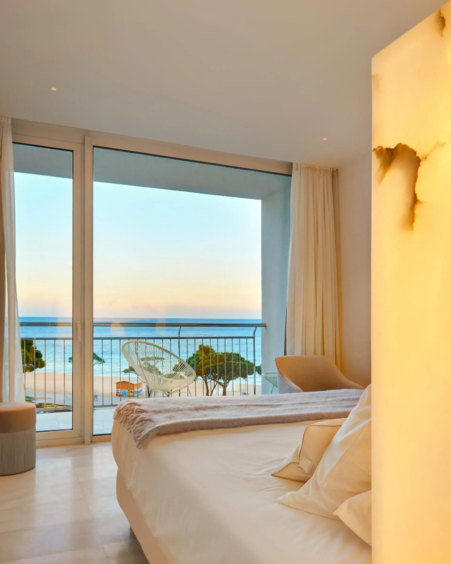 City view, Bed in Hotel Aromar City view, Bed in Hotel Aromar