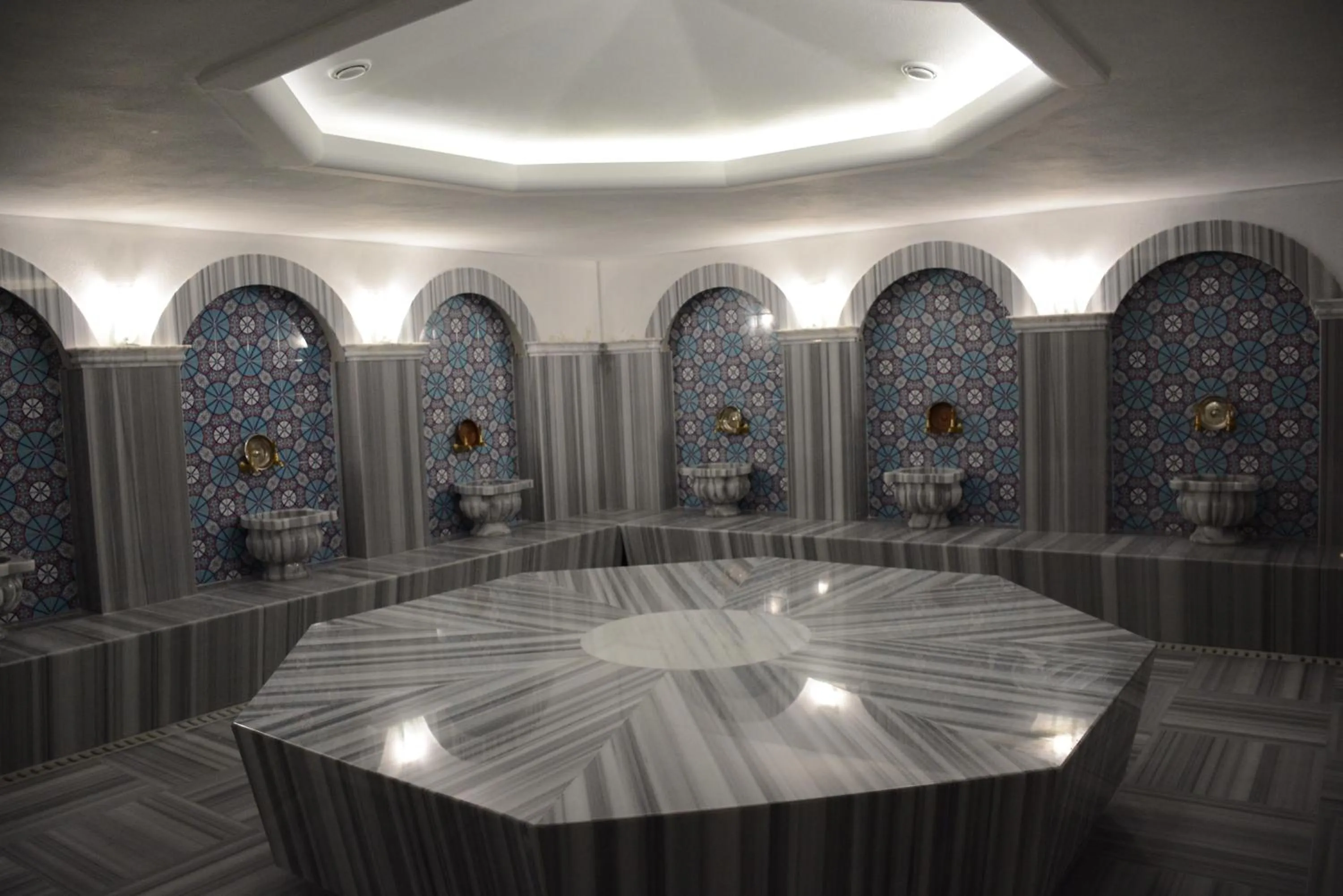 Steam room in Heybeli Hotel