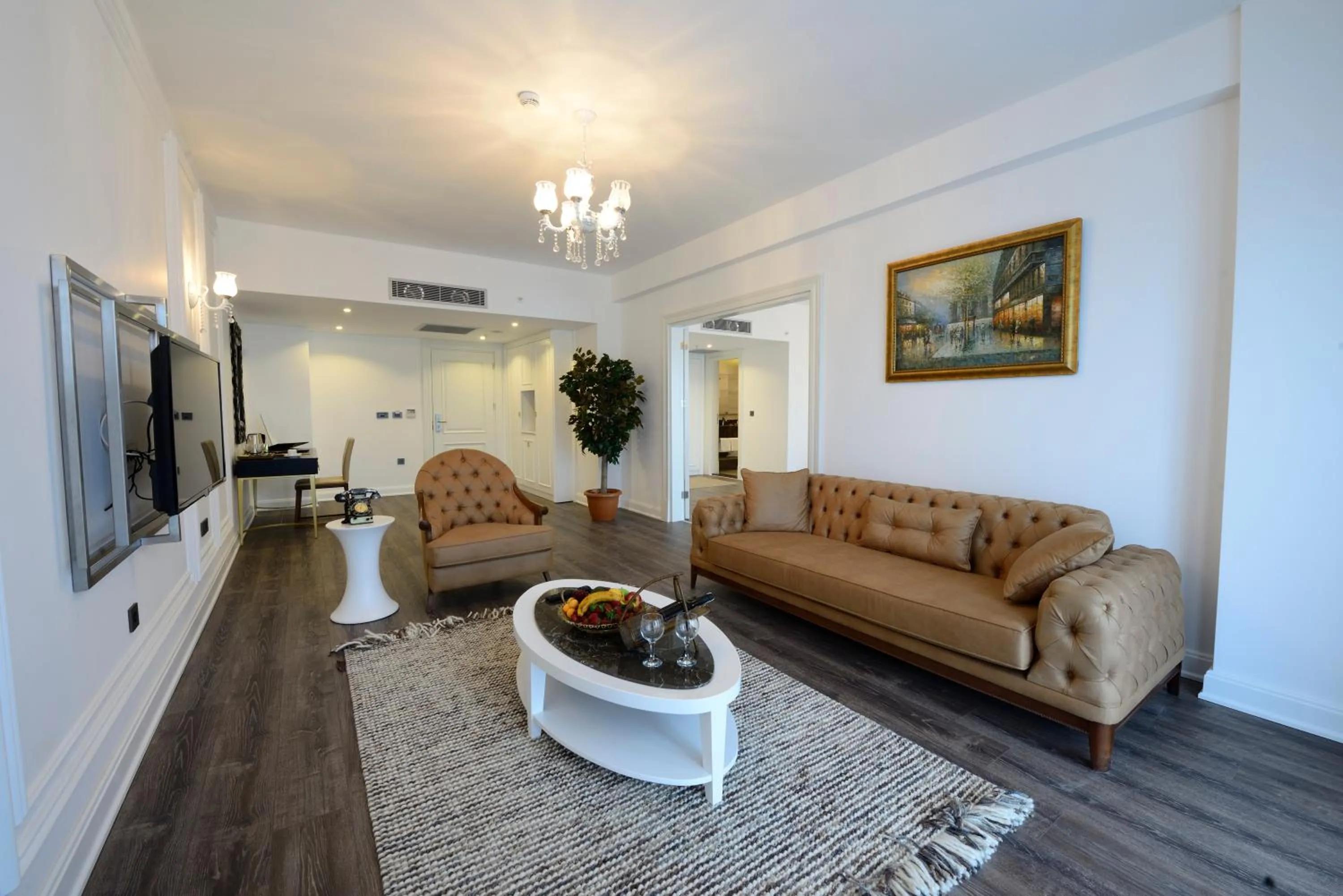 Living room in Heybeli Hotel