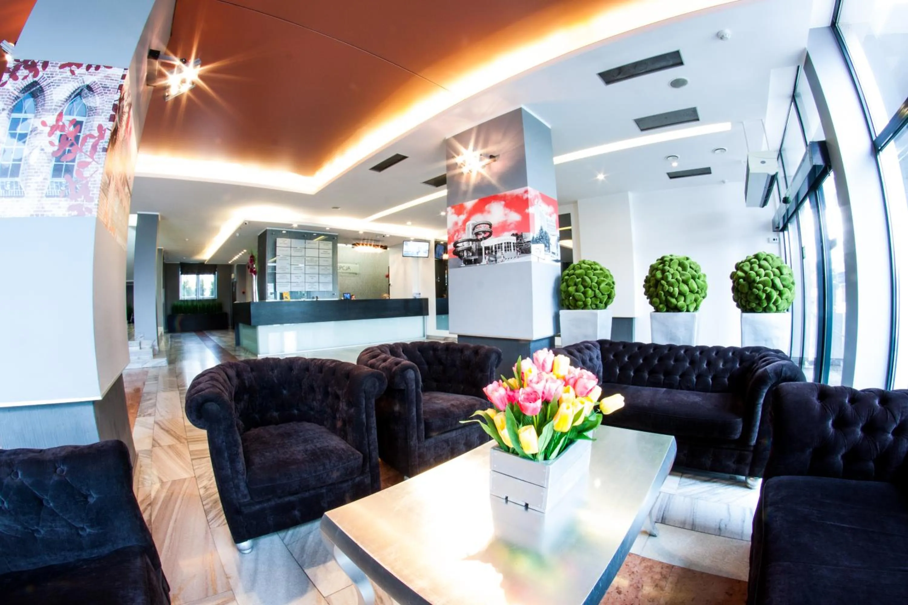 Lobby or reception in B&B HOTEL TYCHY 4Stars