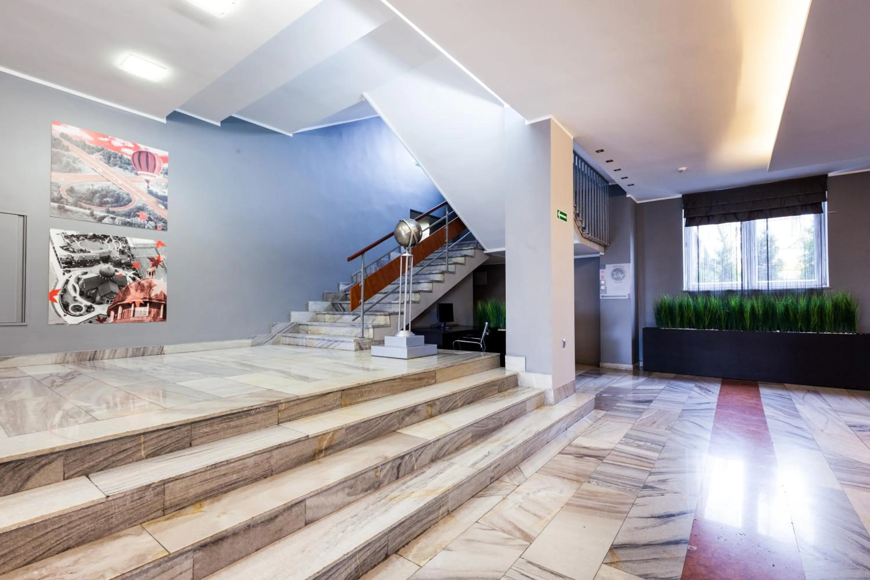 Lobby or reception in B&B HOTEL TYCHY 4Stars