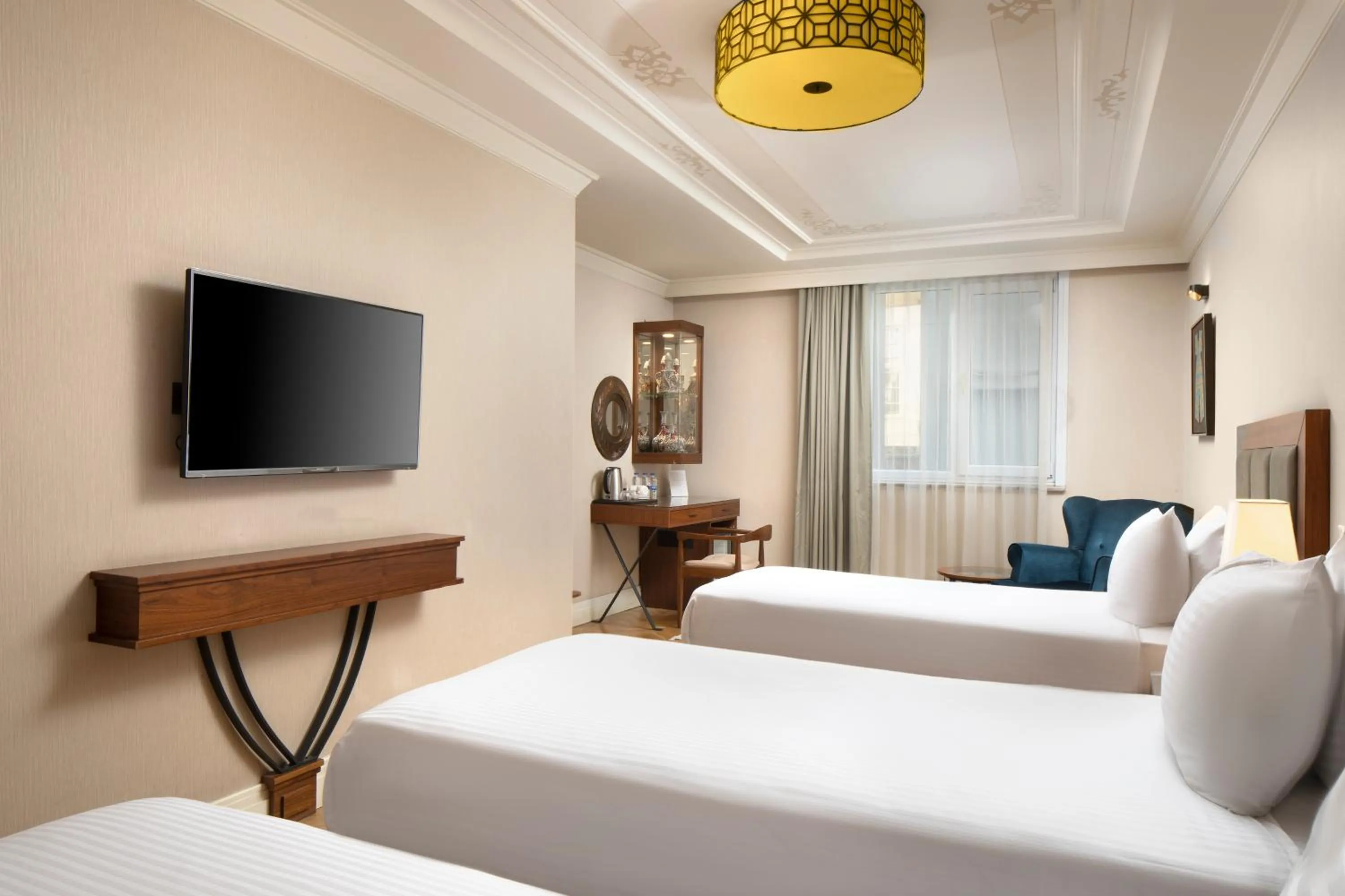 Bed in Golden Age Hotel Taksim