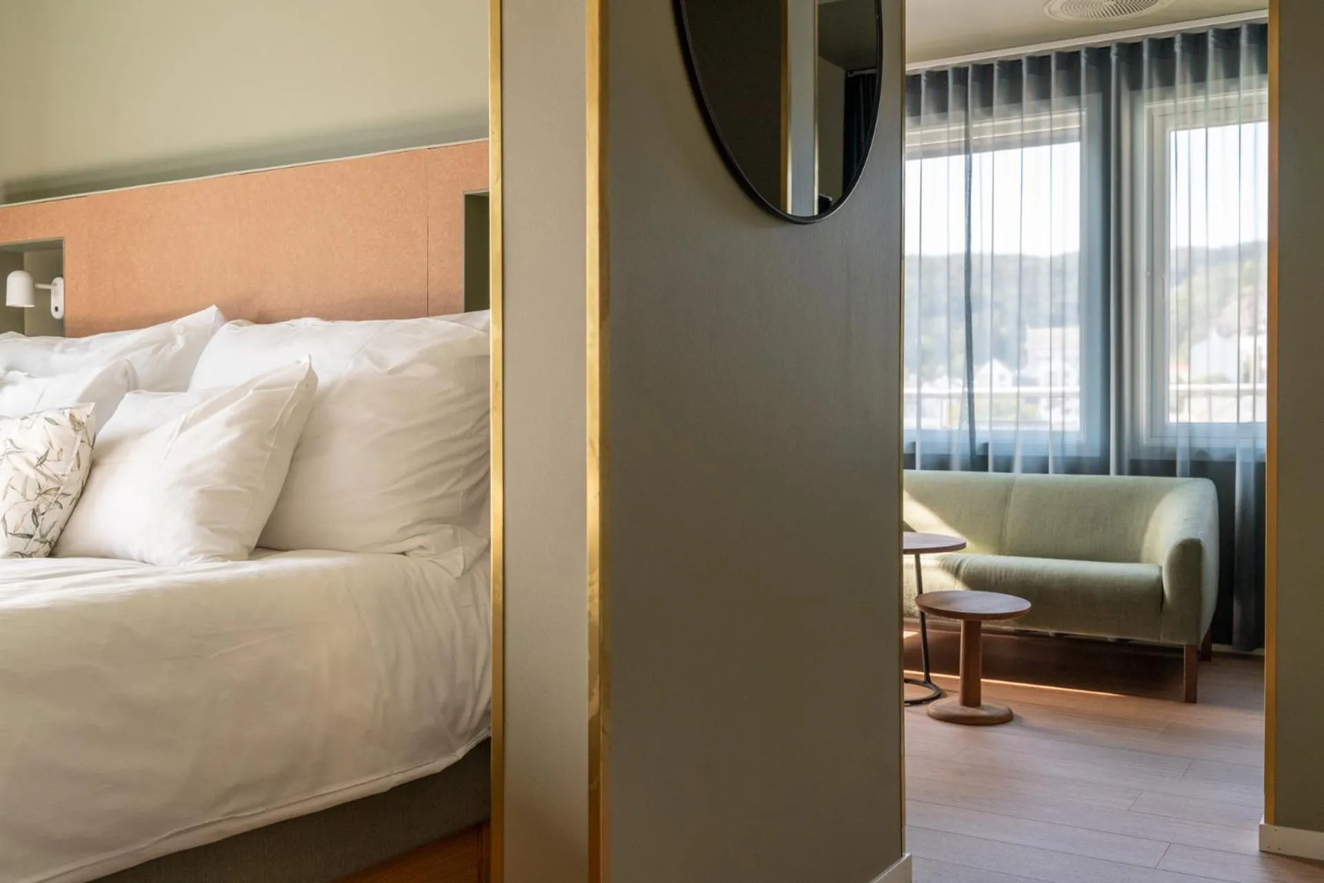 Bed in Maritim Fjordhotel