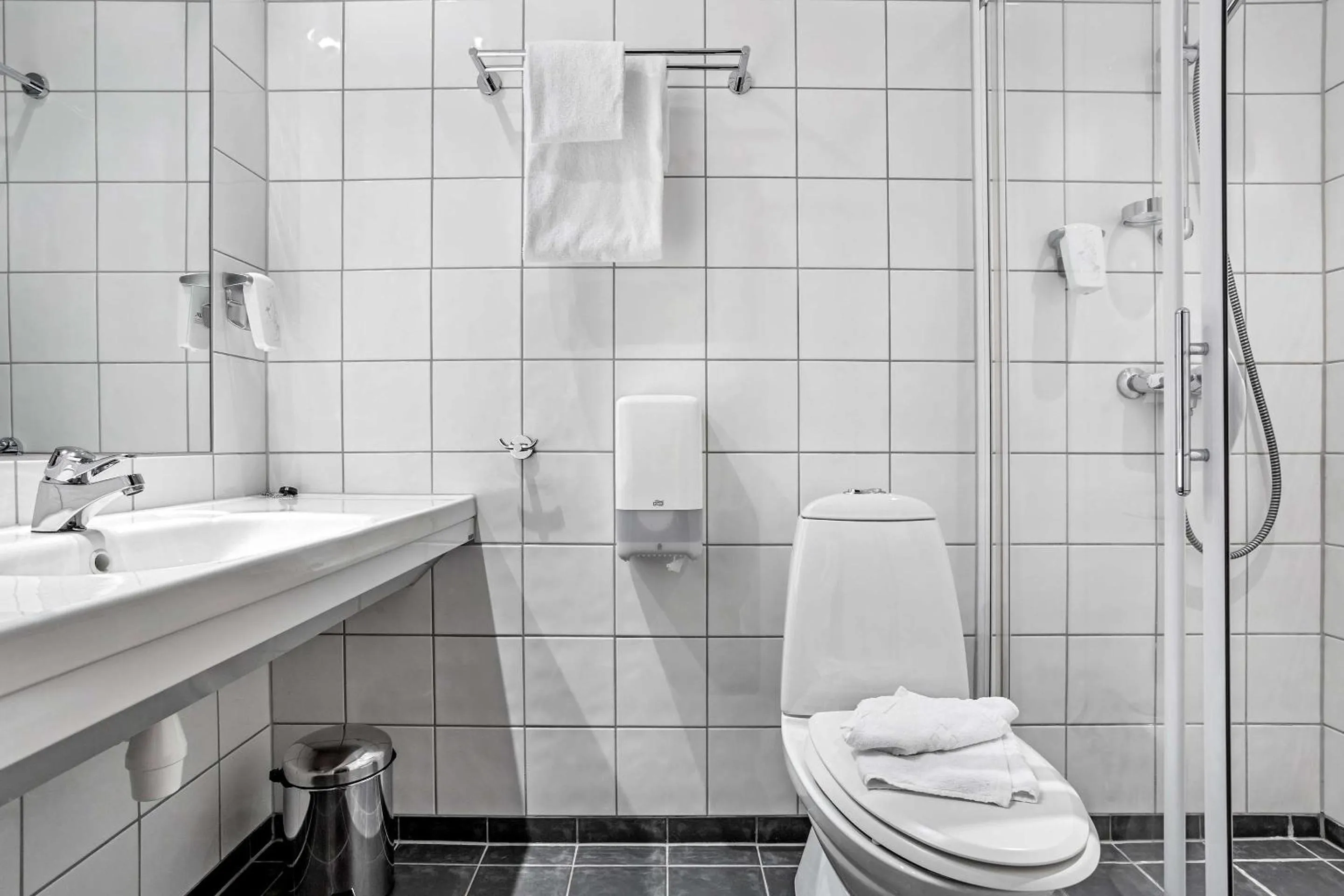 Bedroom in Best Western Leto Arena