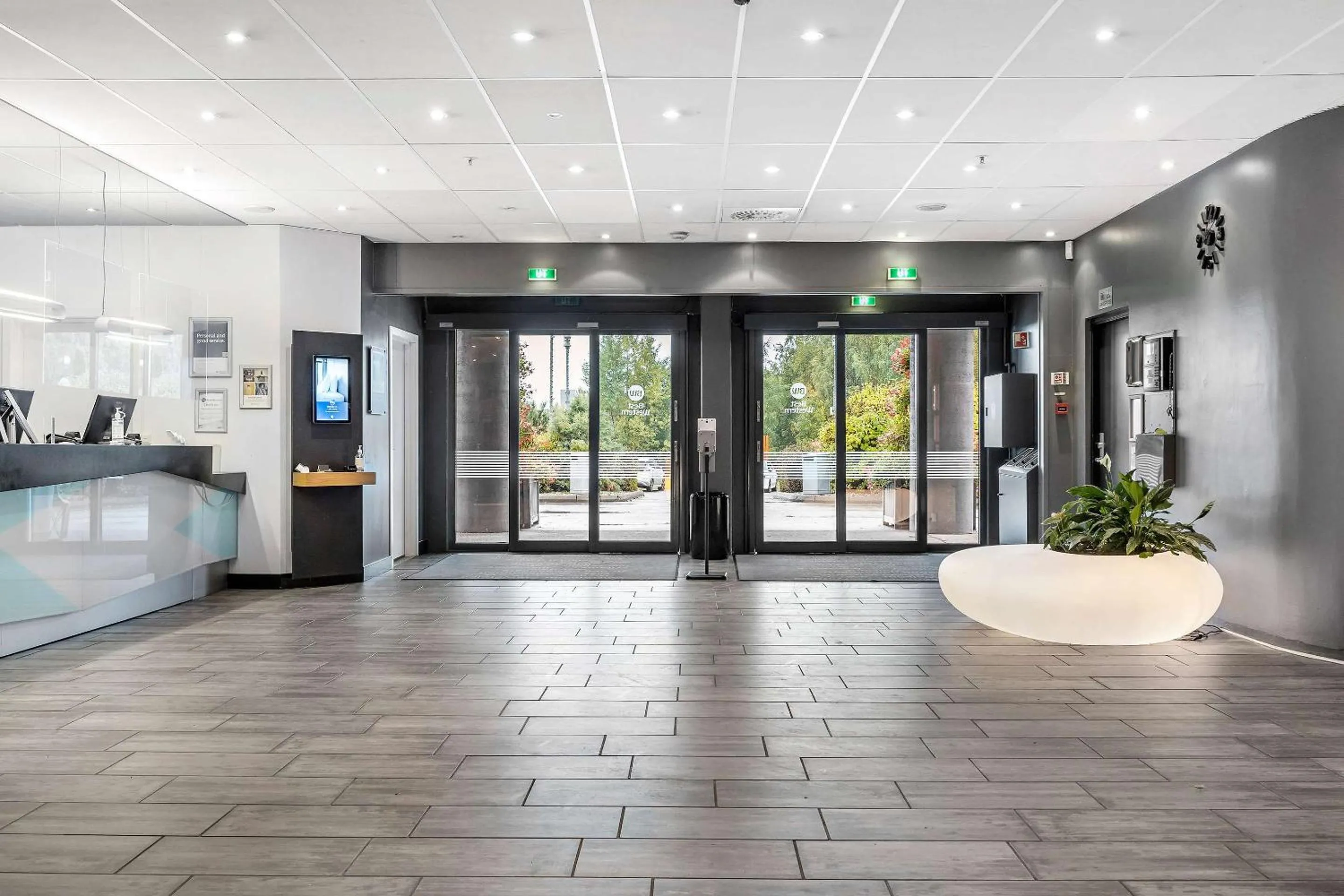Lobby or reception in Best Western Leto Arena