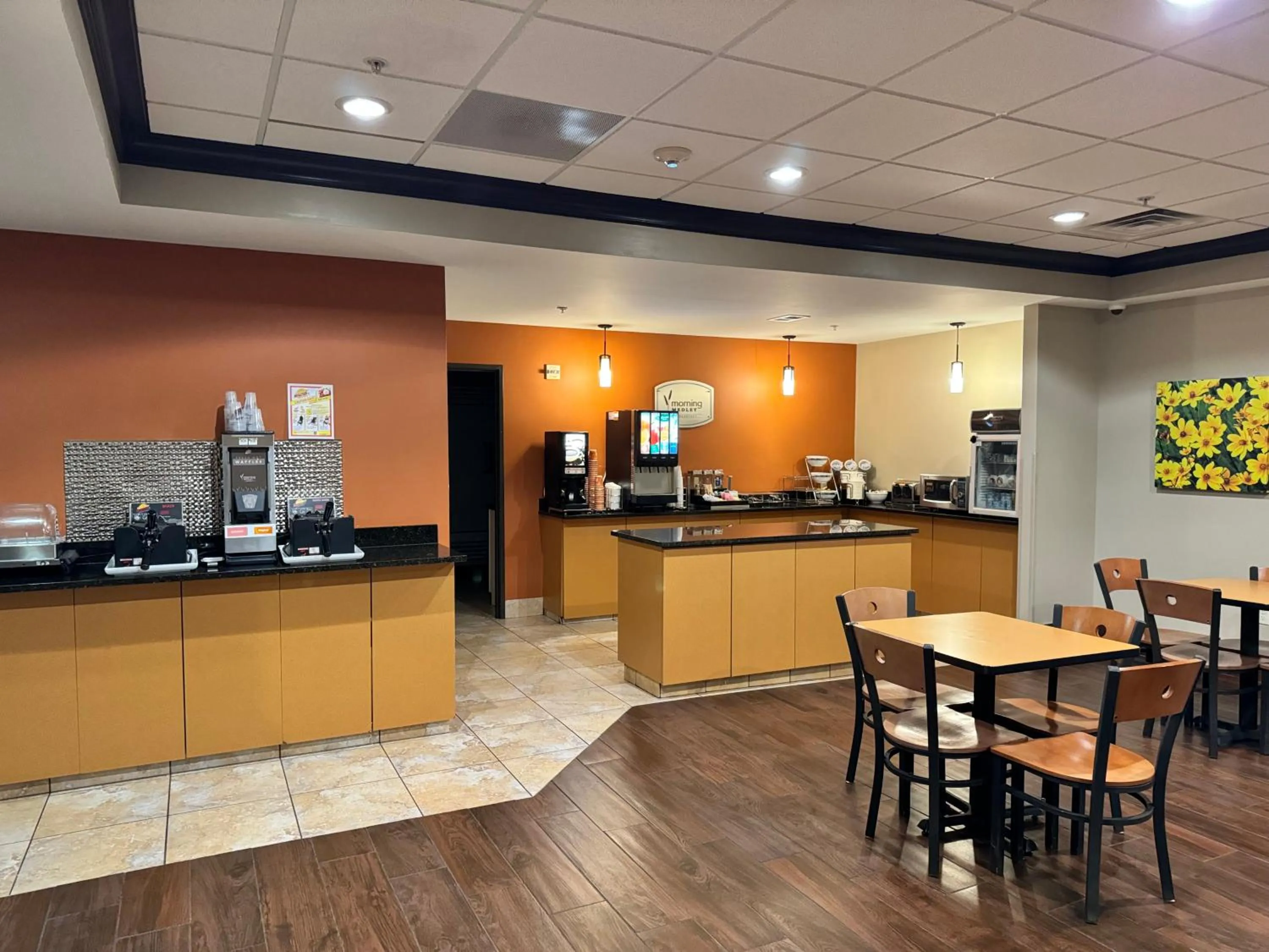 Breakfast in Sleep Inn & Suites Madison - Monona
