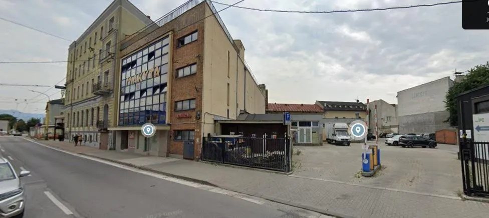 Parking in Palace Hotel Polom