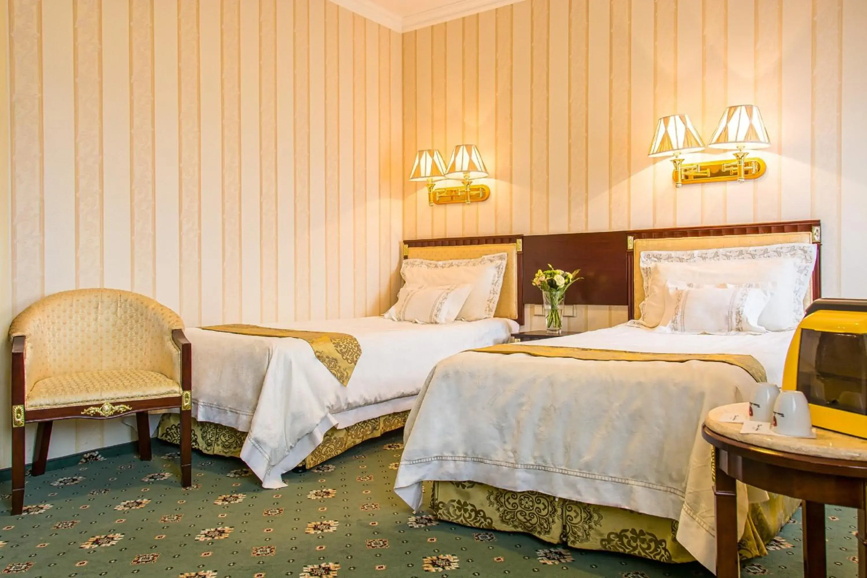 Twin Room in Palace Hotel Polom Twin Room in Palace Hotel Polom