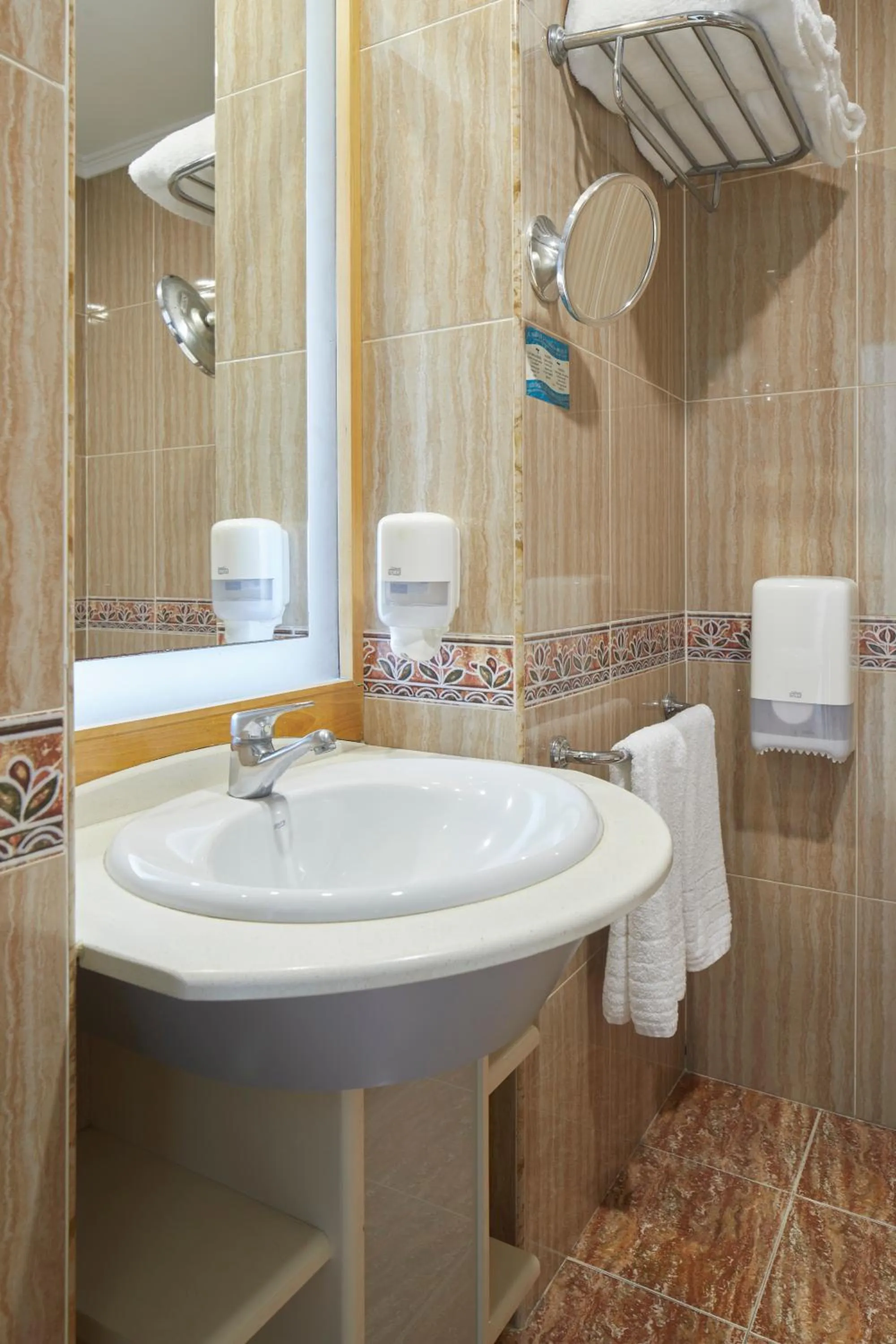 Bathroom in Hotel & Talasoterapia Zelai