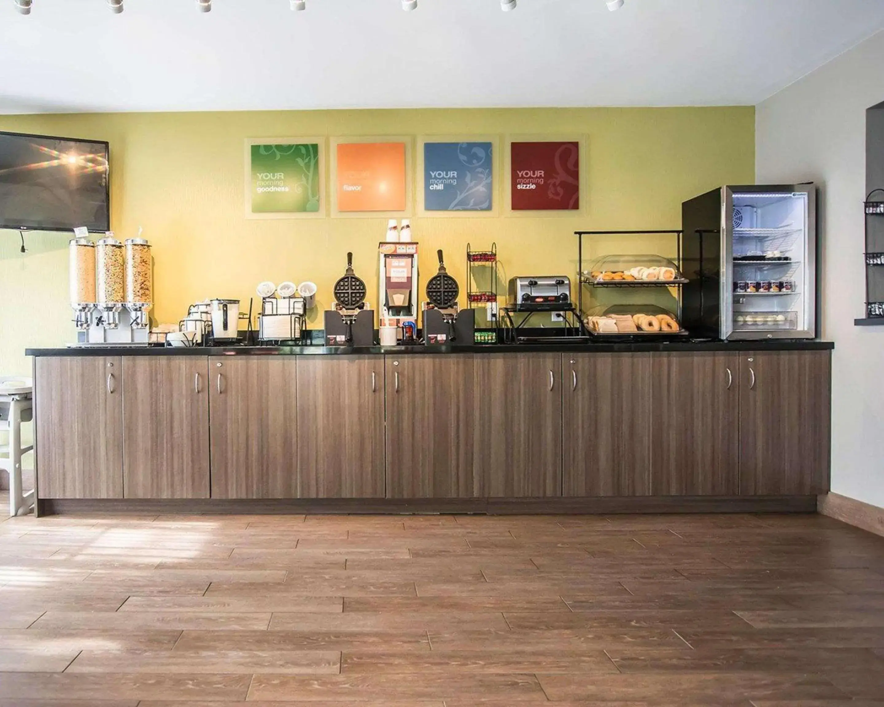 Breakfast in Comfort Inn Breakfast in Comfort Inn