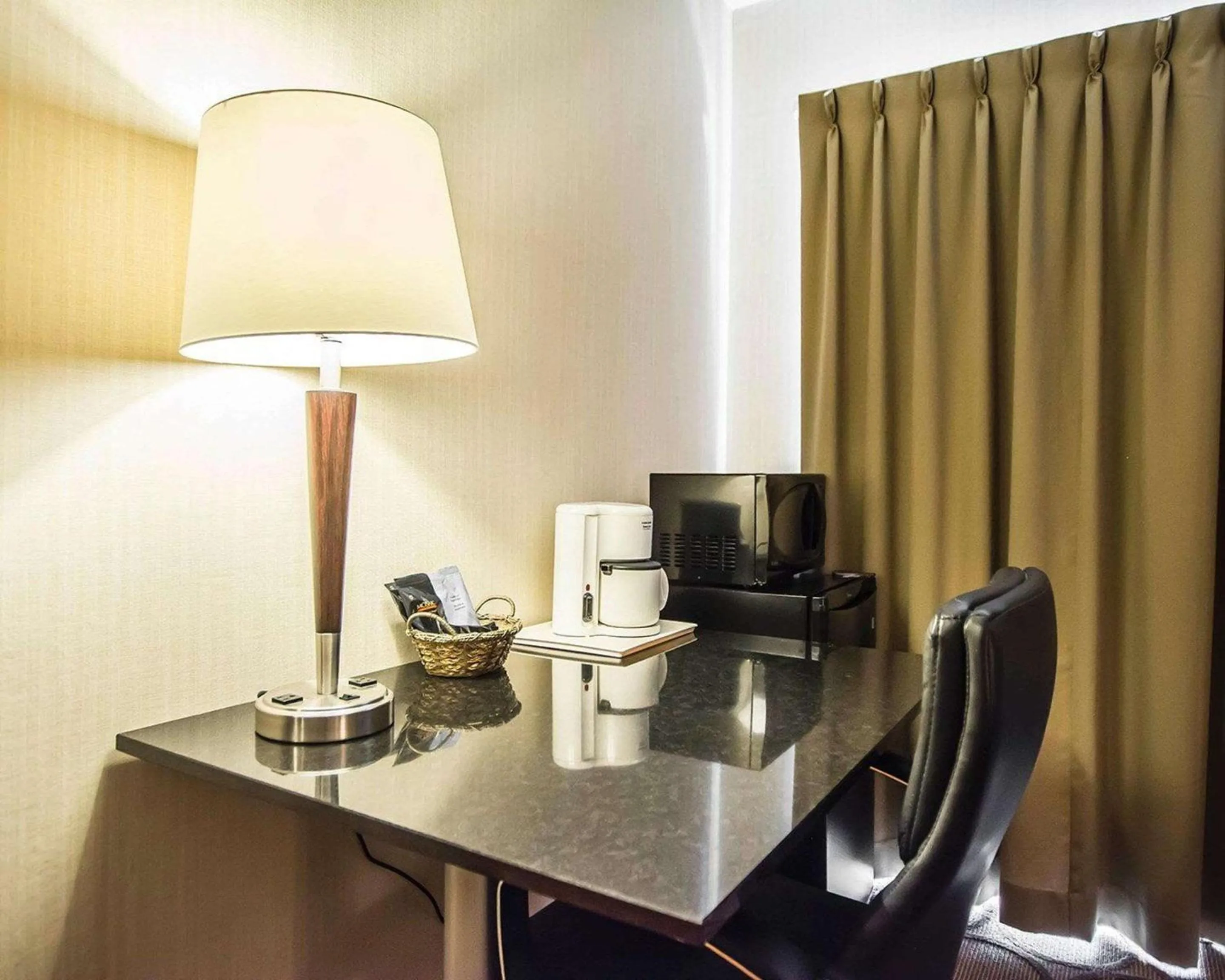 Bedroom in Comfort Inn