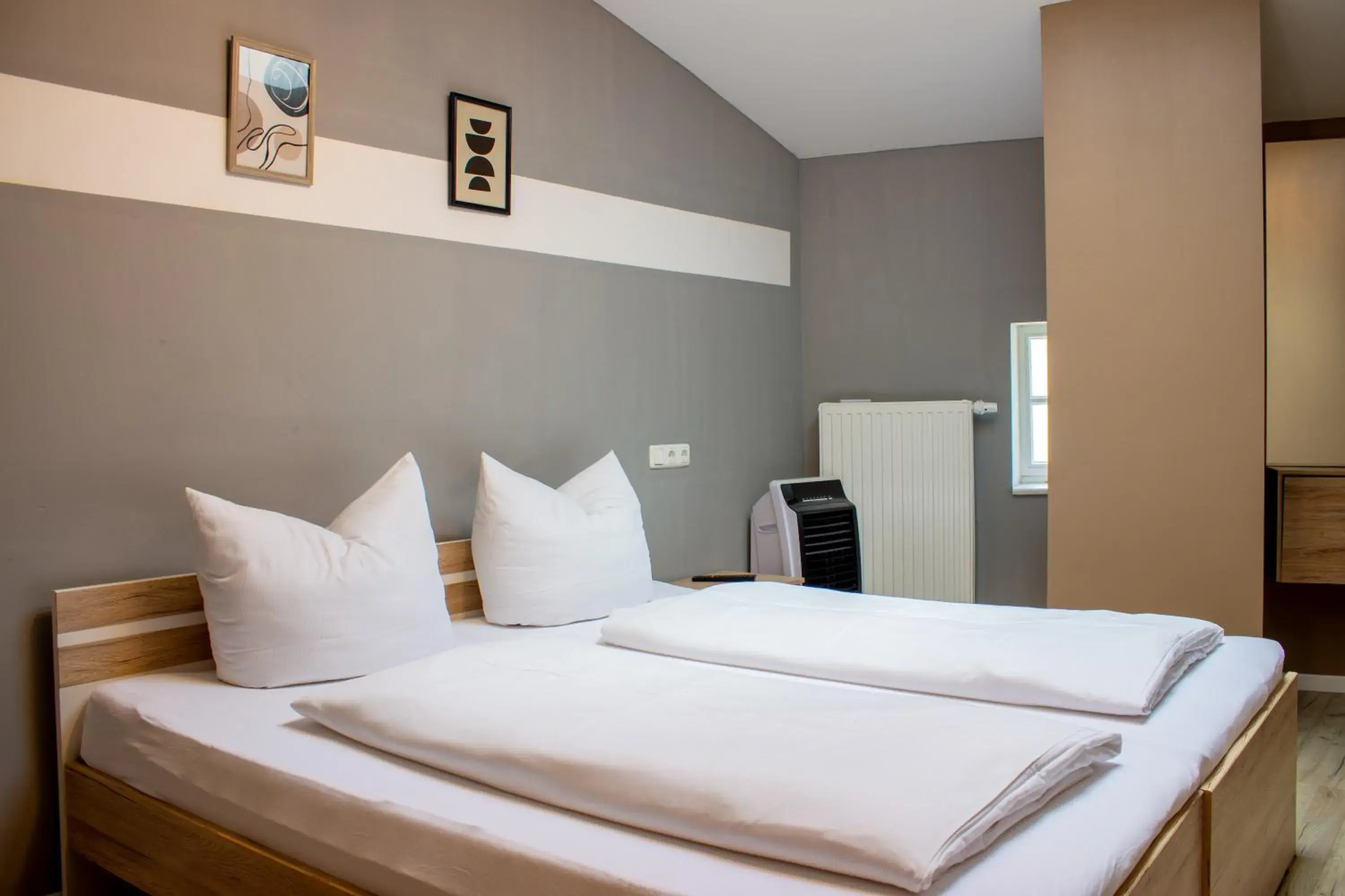 Standard Double Room in City House Alpeneck Standard Double Room in City House Alpeneck