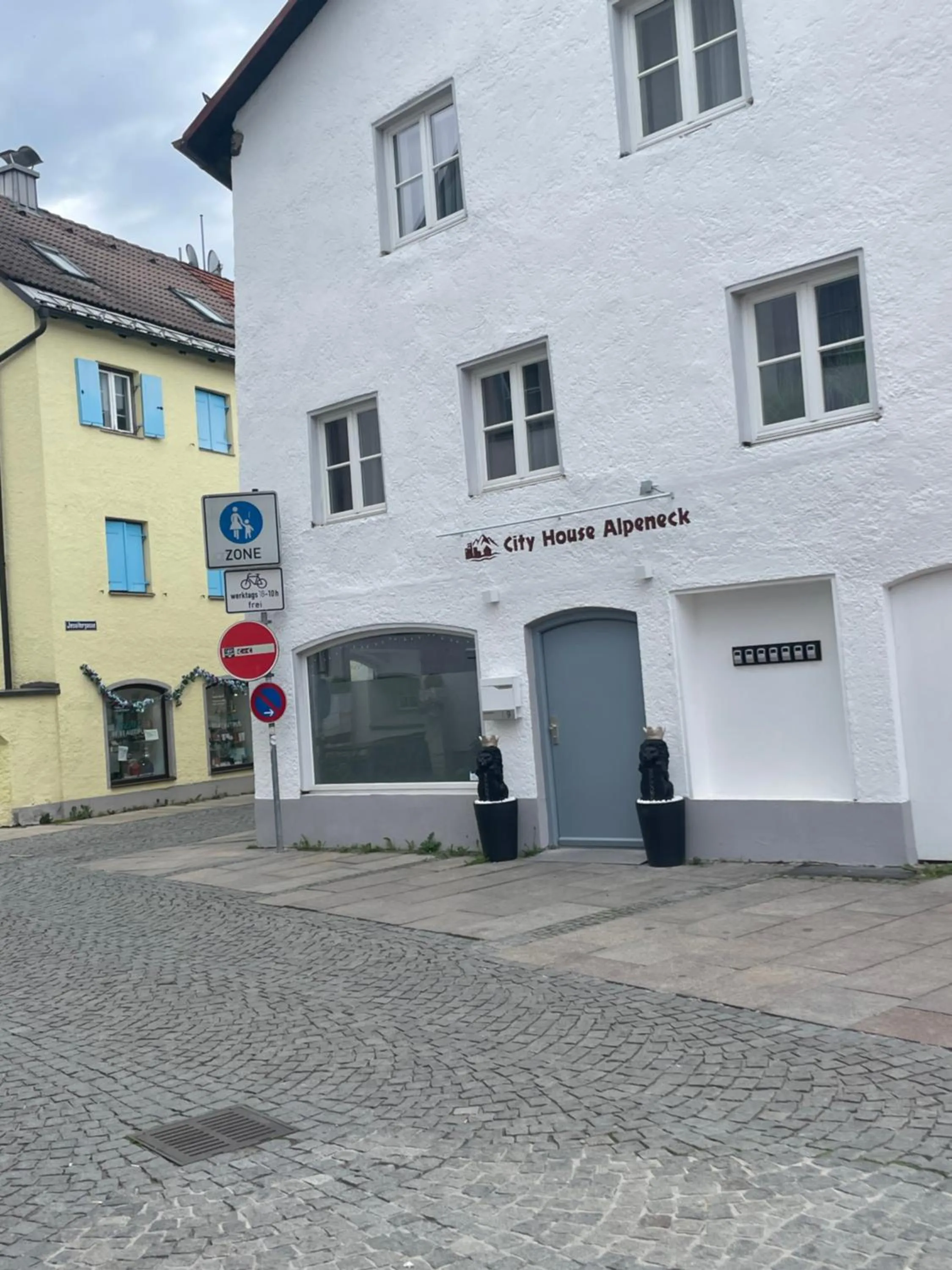 Property building in City House Alpeneck