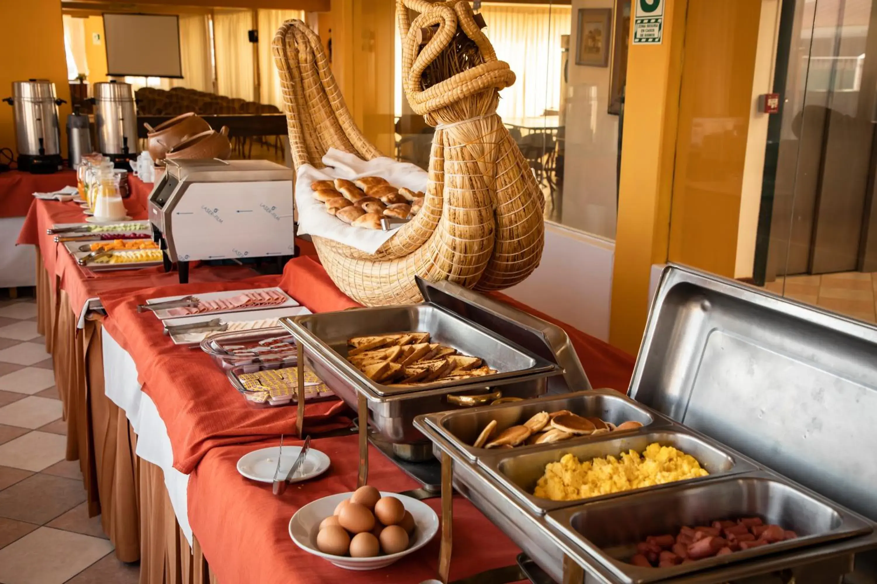 Buffet breakfast in Hotel Hacienda Puno Centro Histórico Buffet breakfast in Hotel Hacienda Puno Centro Histórico