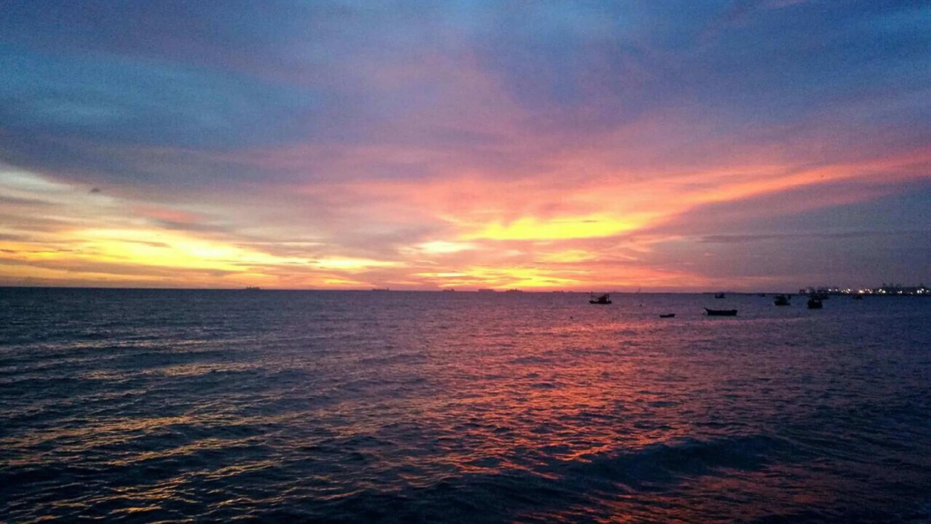 Beach in Serene Sands