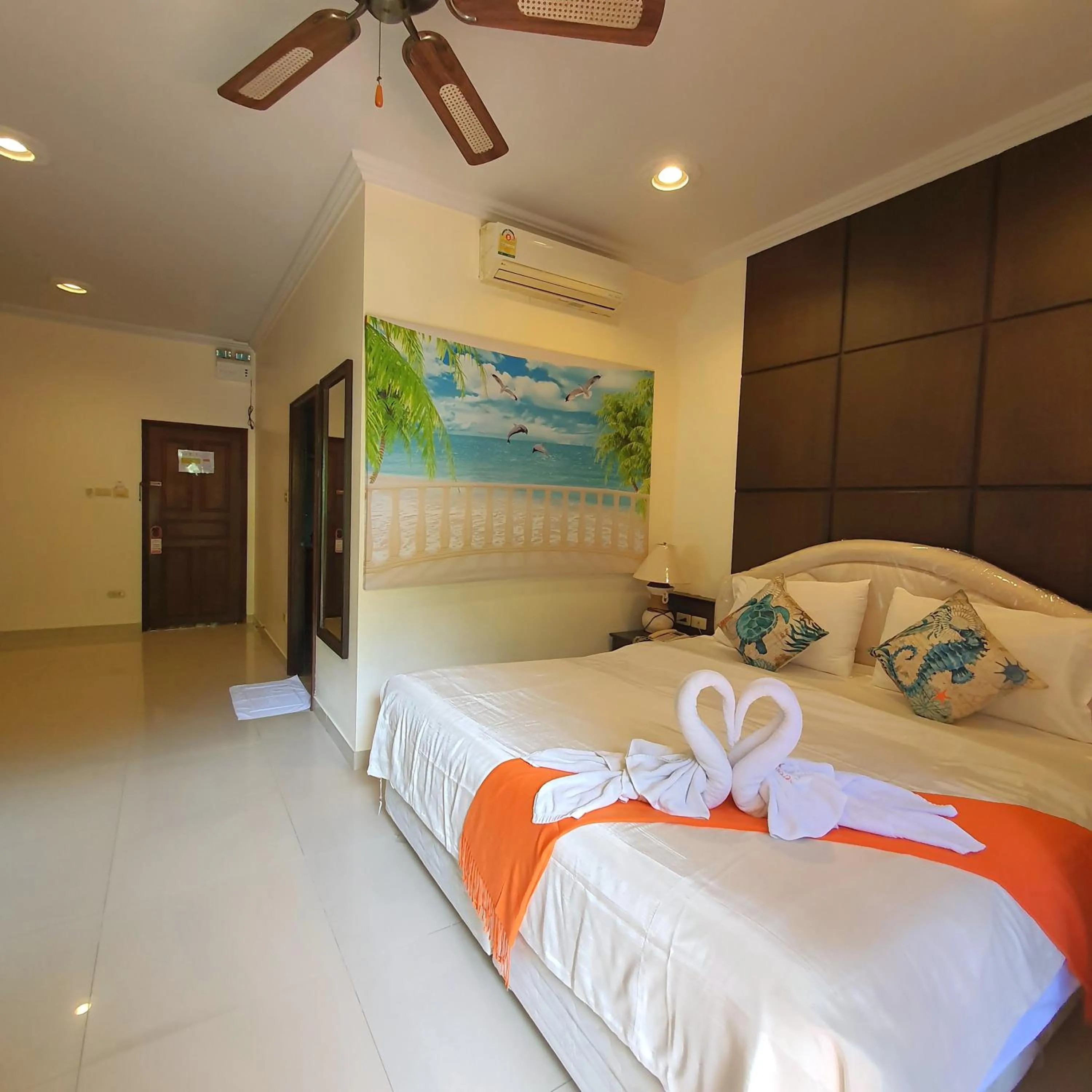 Bedroom, Bed in Serene Sands