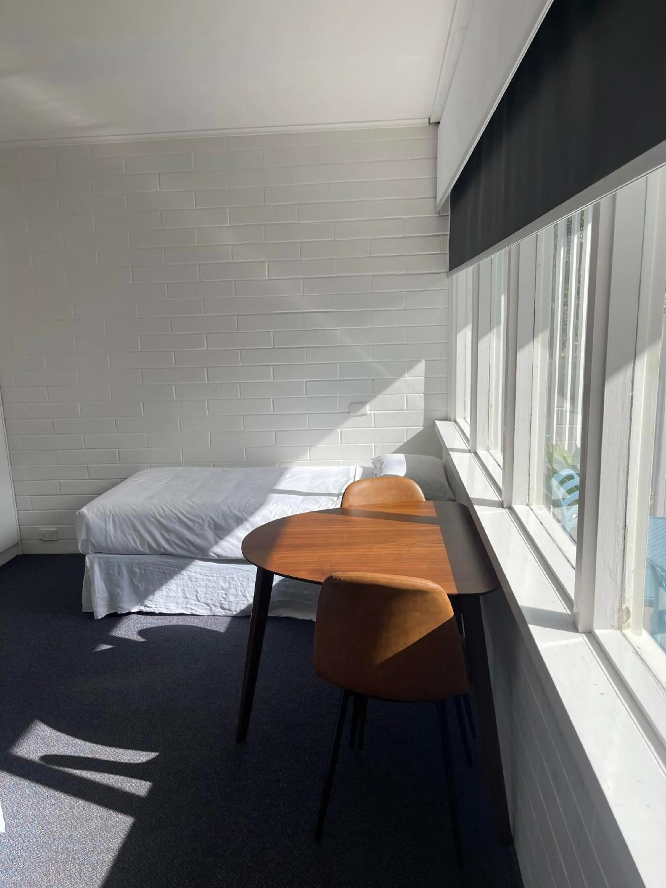 Bed in Harbour View Motel