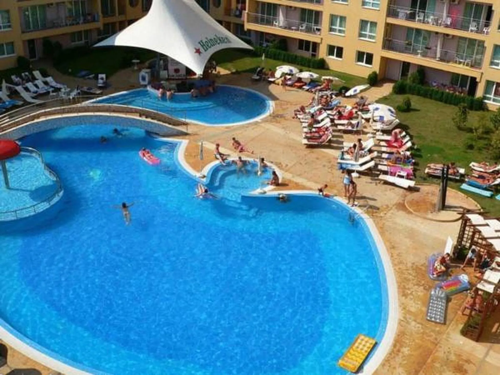 Swimming pool in Pollo Resort