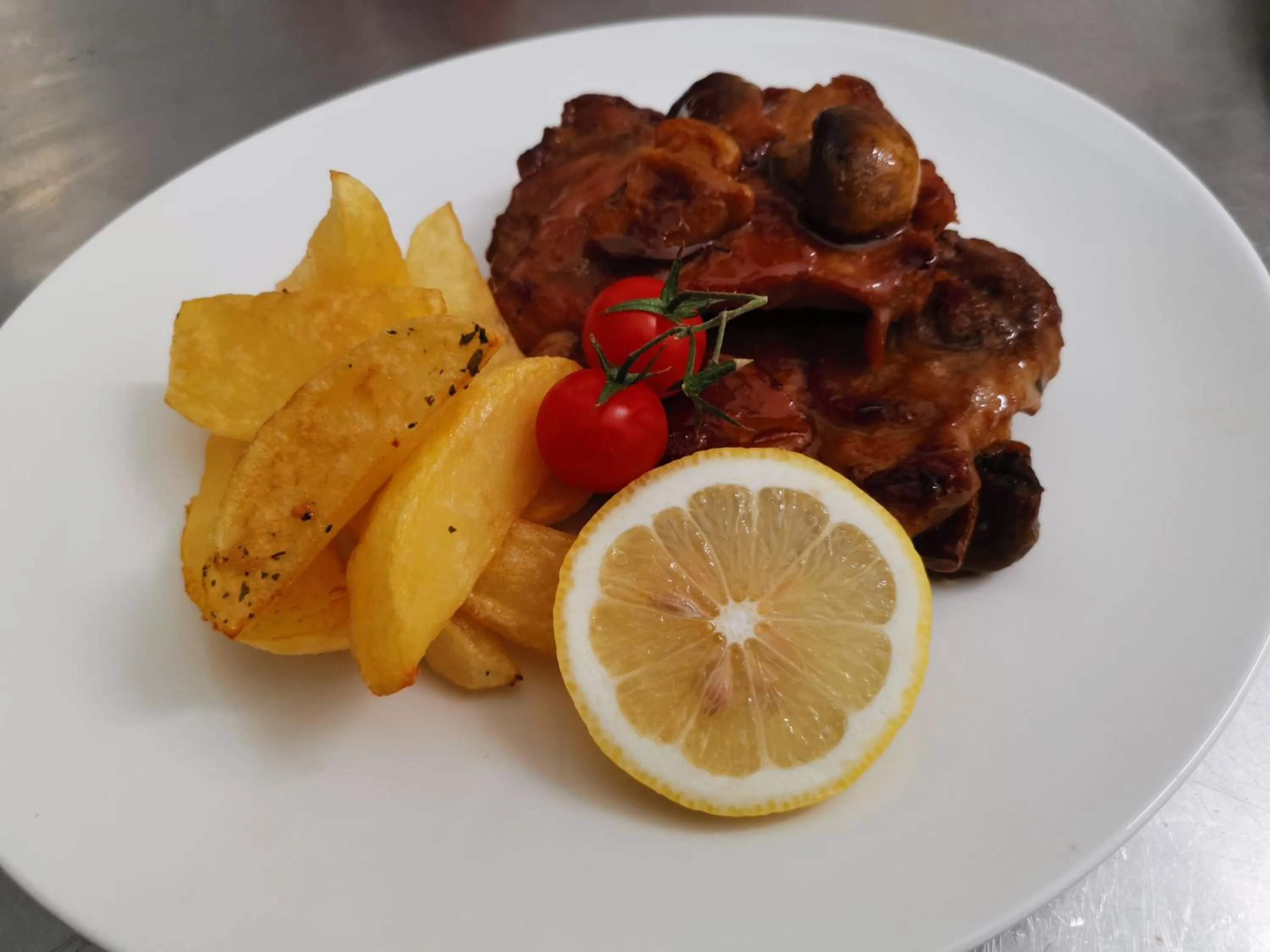 Food and drinks in Pollo Resort