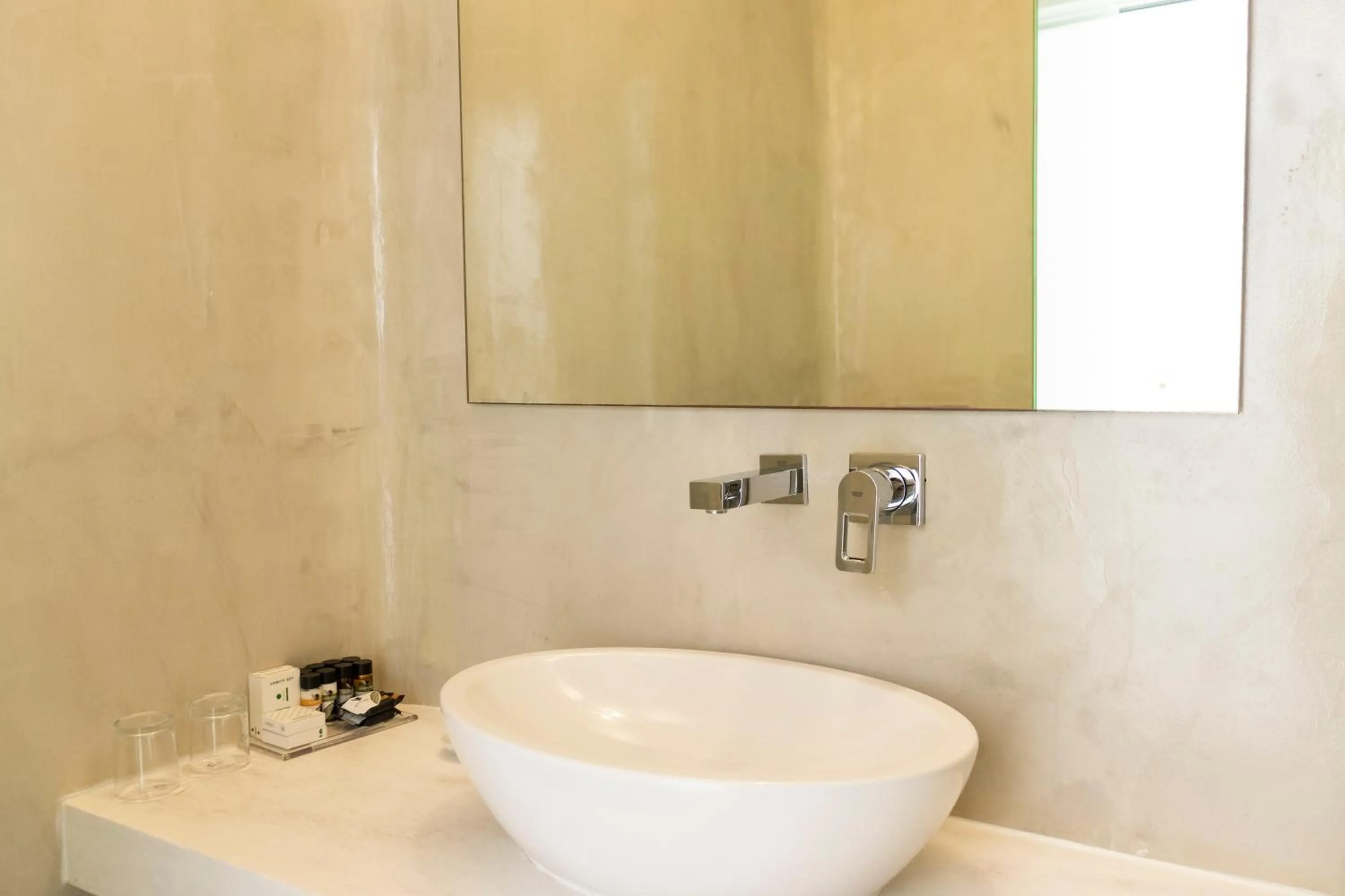 Bathroom in Cavo Bianco Boutique Hotel & Spa