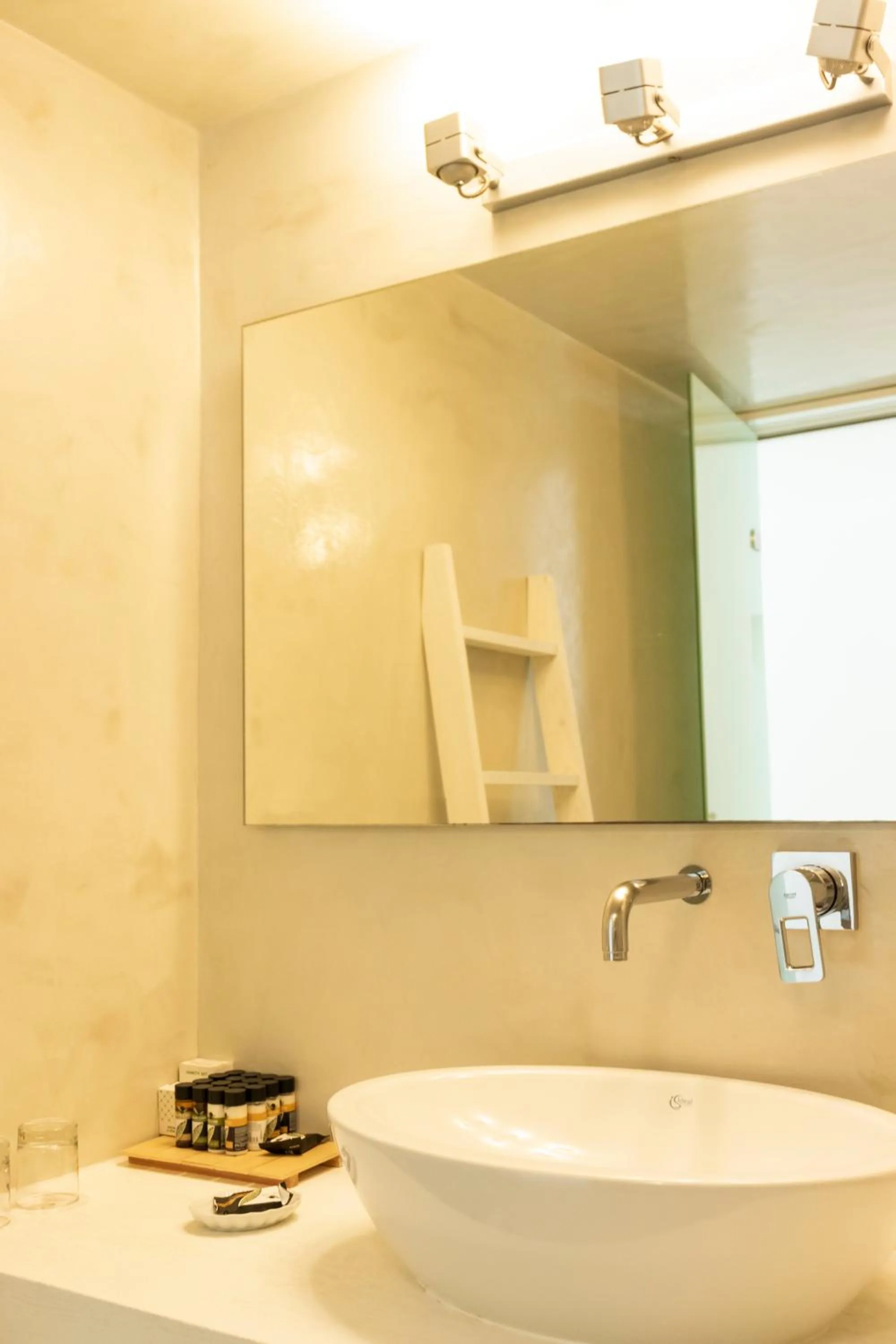 Bathroom in Cavo Bianco Boutique Hotel & Spa