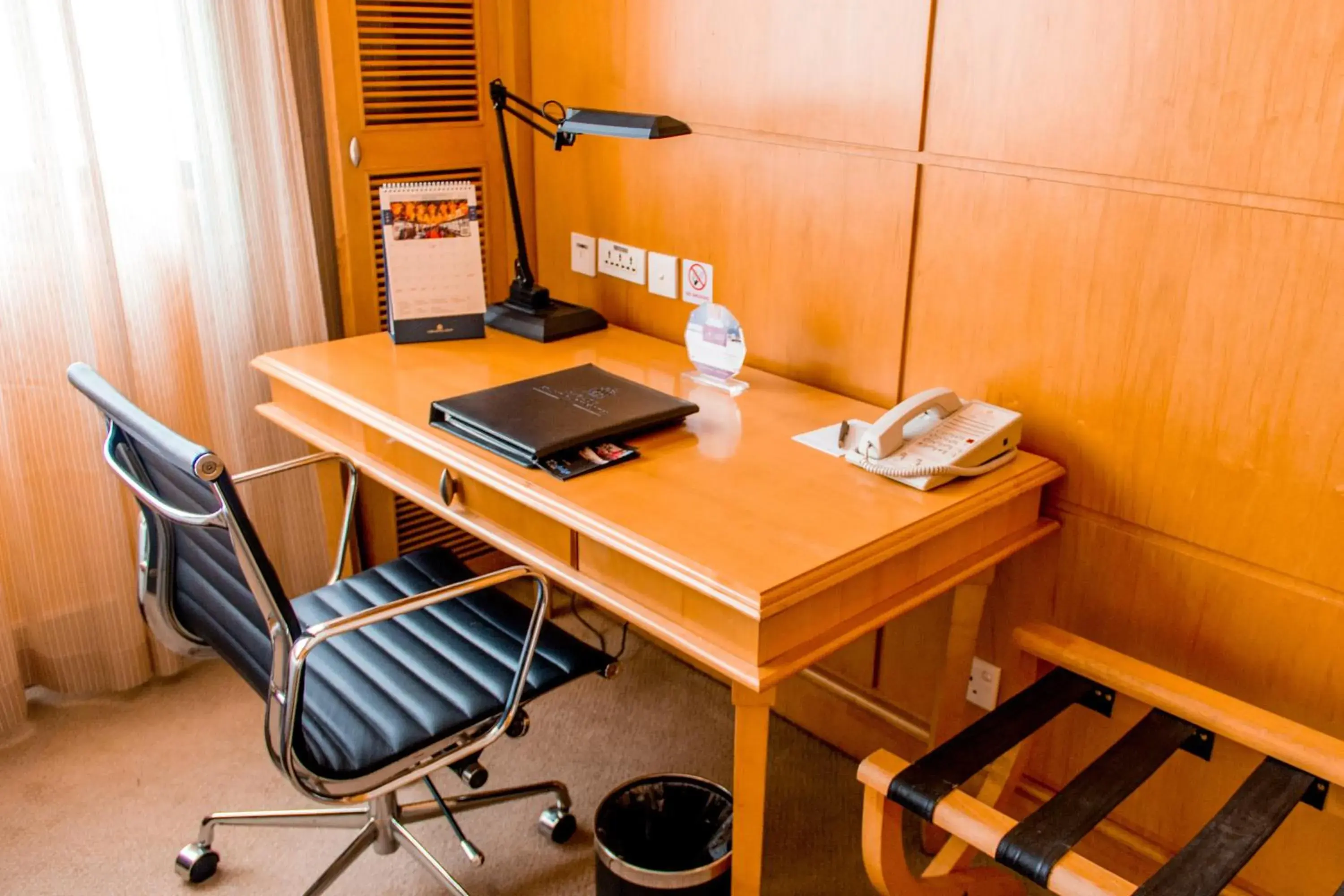 Deluxe King Room in Grand Park Wuxi Deluxe King Room in Grand Park Wuxi