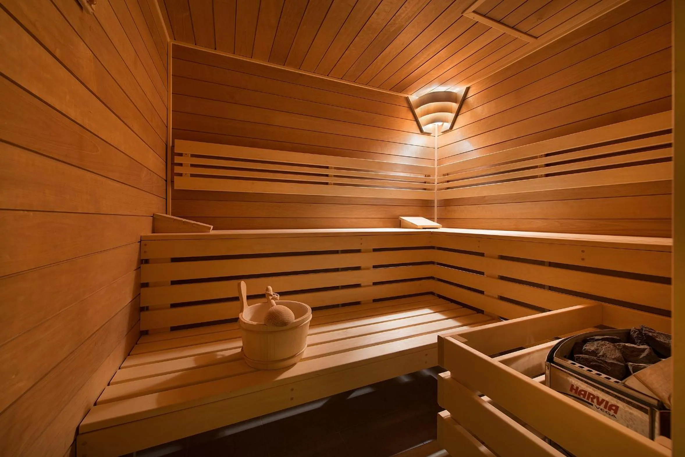 Swimming pool in Marrol's Boutique Hotel