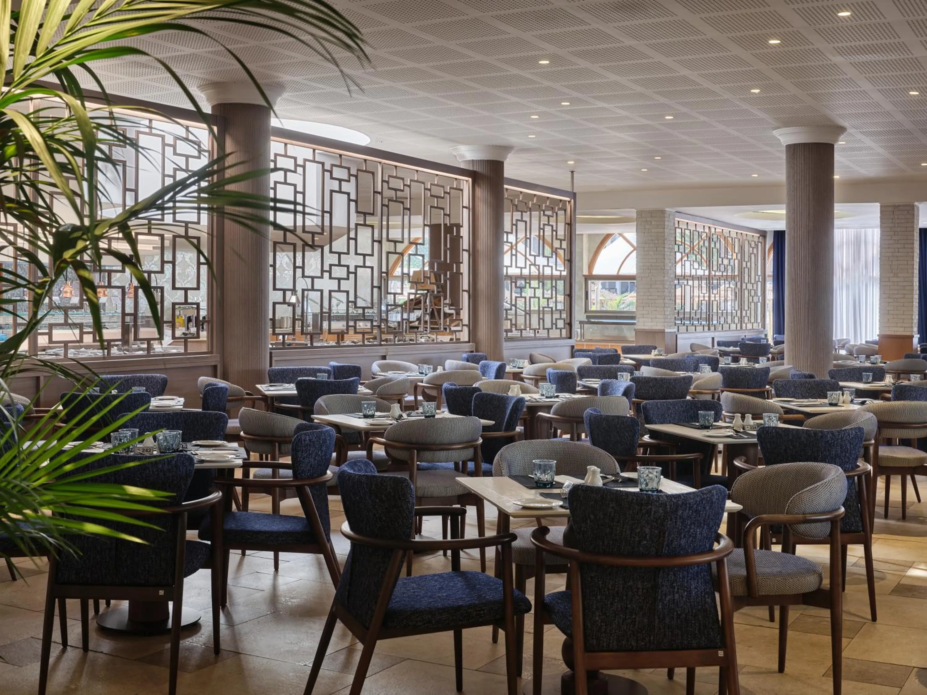 Restaurant/places to eat in Atlantica Oasis Hotel