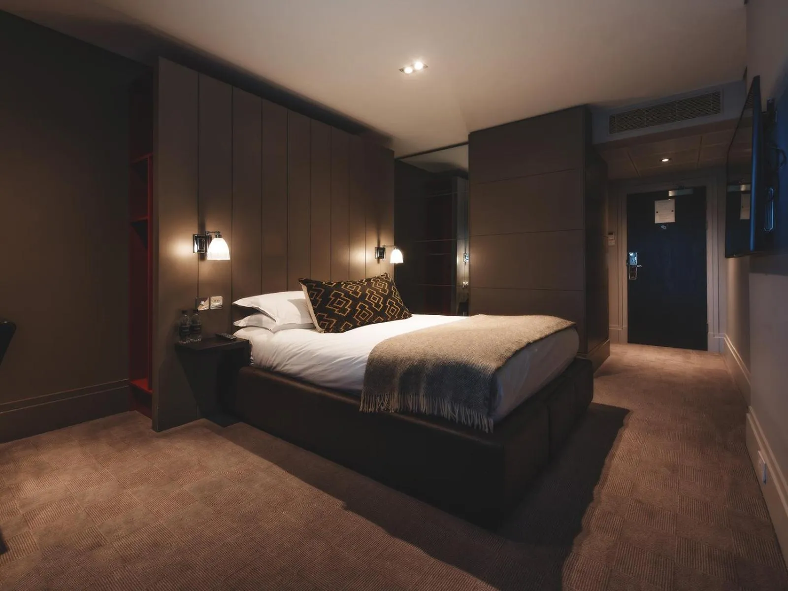 Bedroom, Bed in Dakota Edinburgh