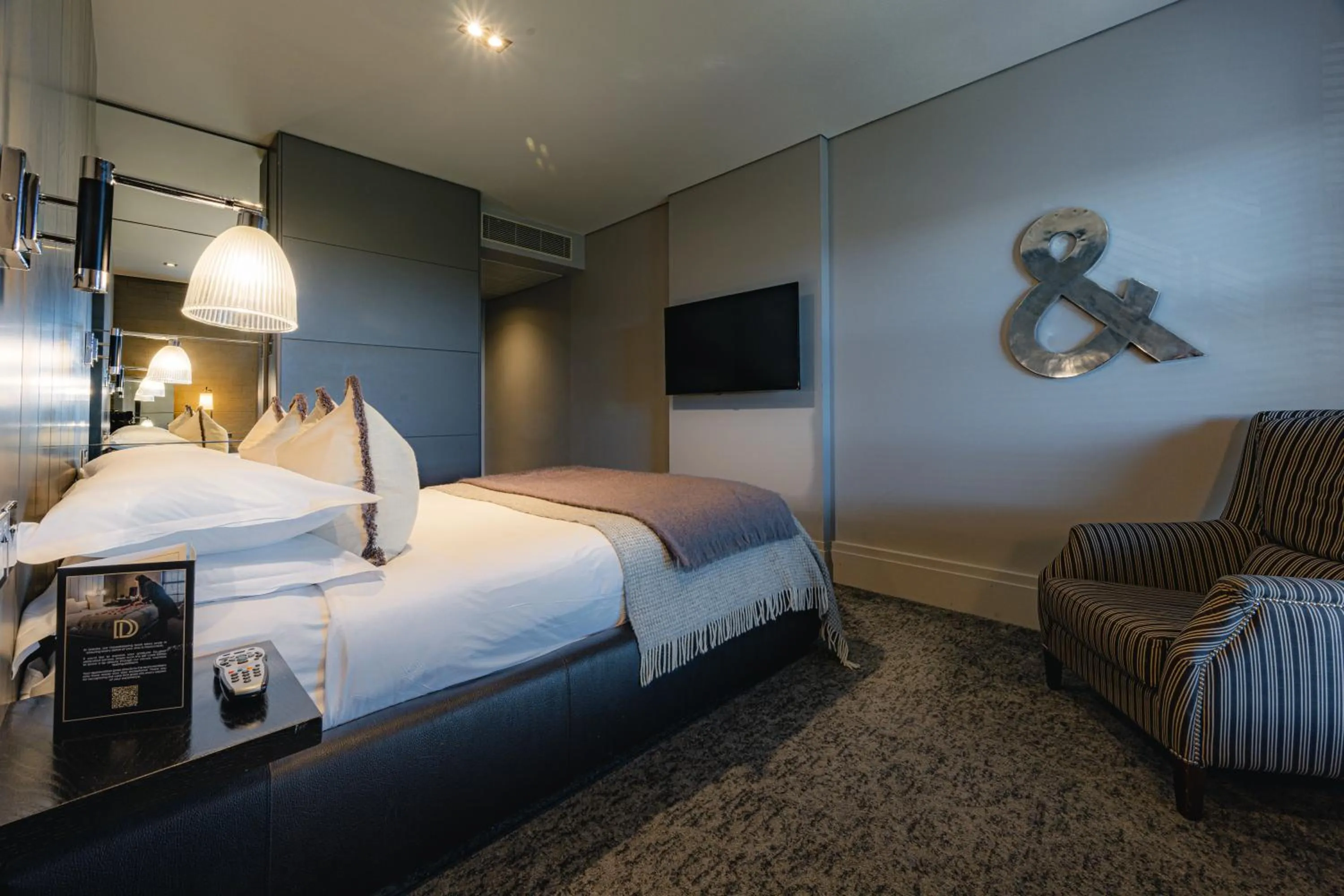 Bed in Dakota Edinburgh