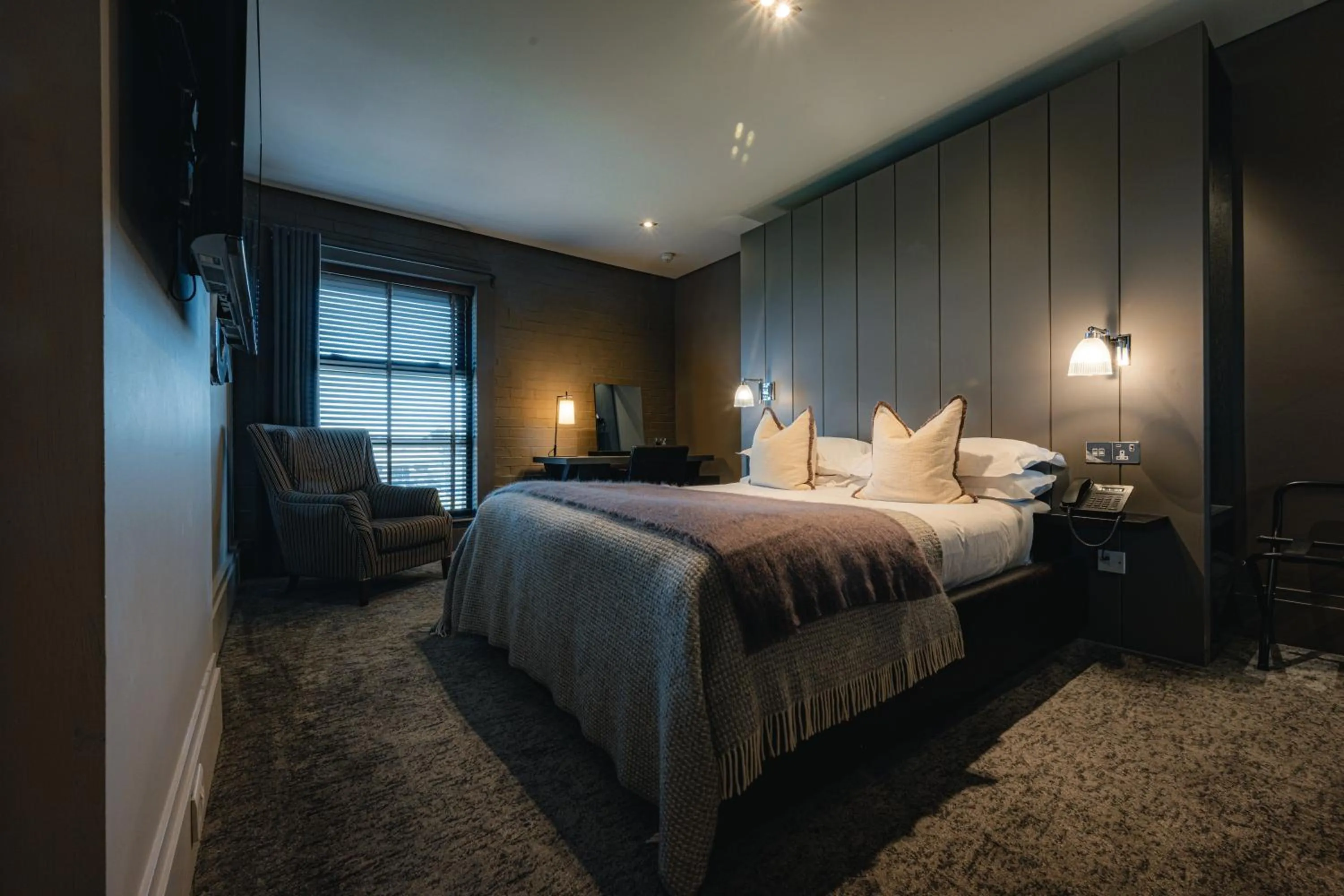 Bed in Dakota Edinburgh