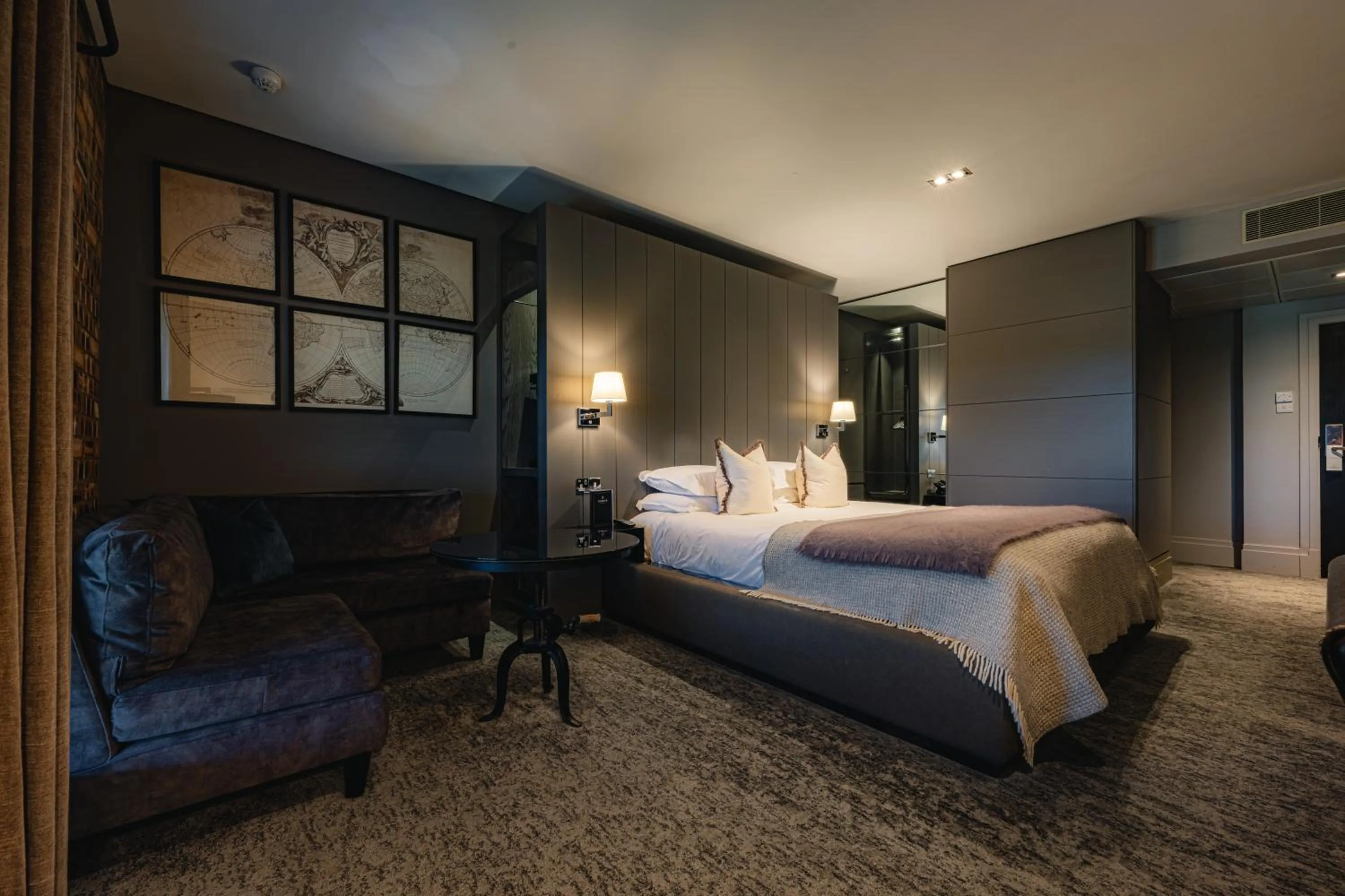 Bed in Dakota Edinburgh