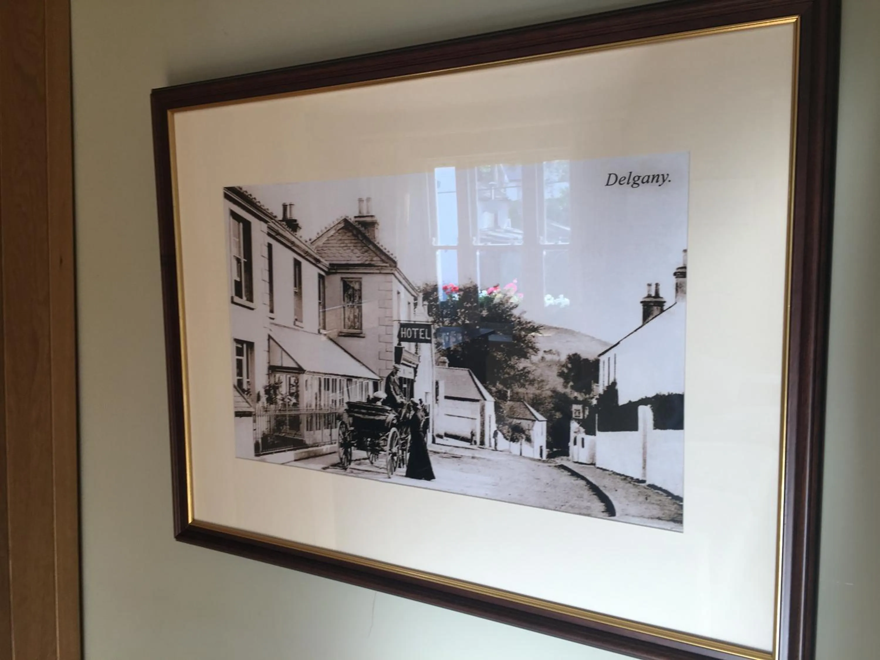 Decorative detail in Horse & Hound