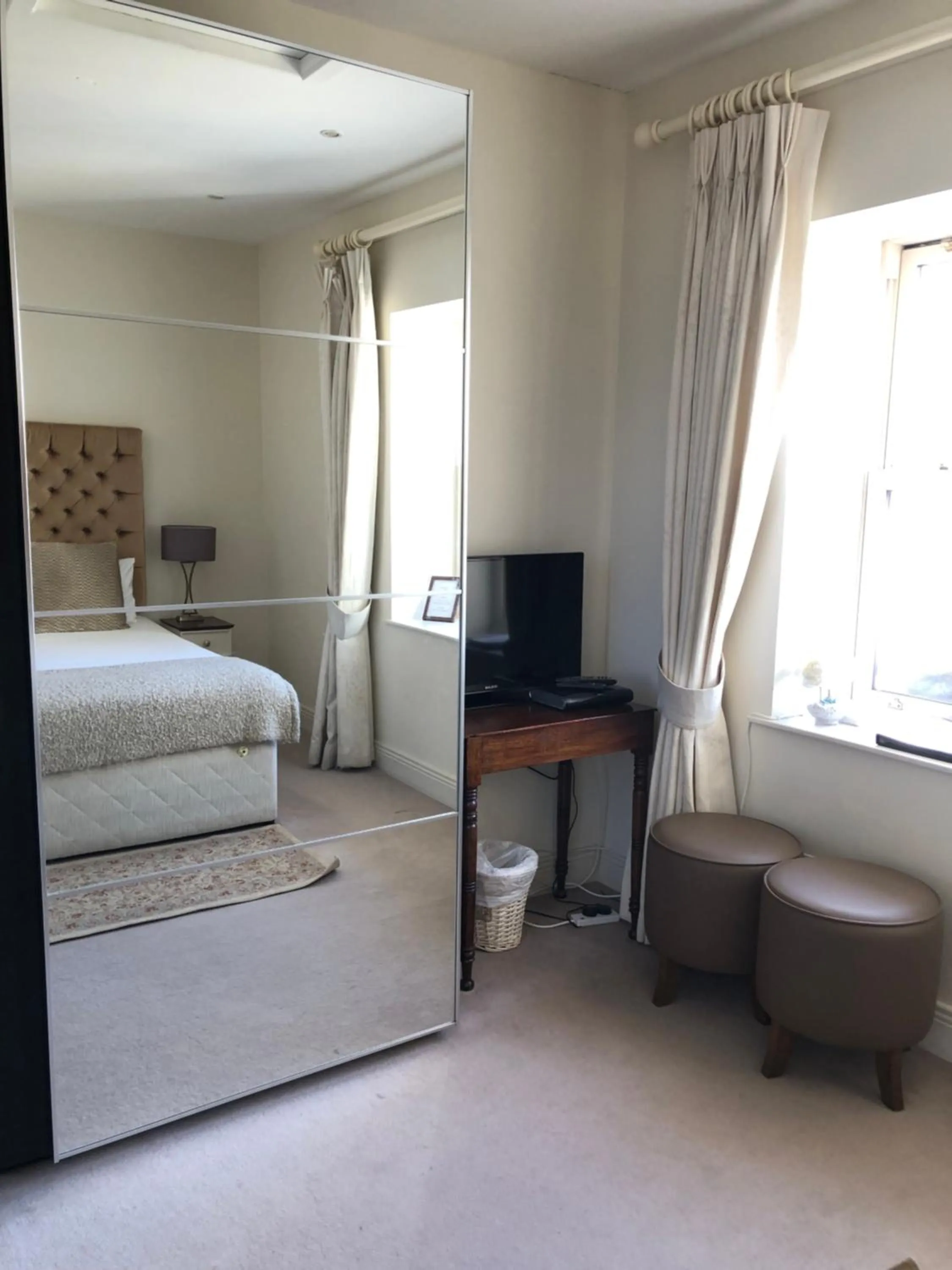 TV and multimedia, Bed in Horse & Hound