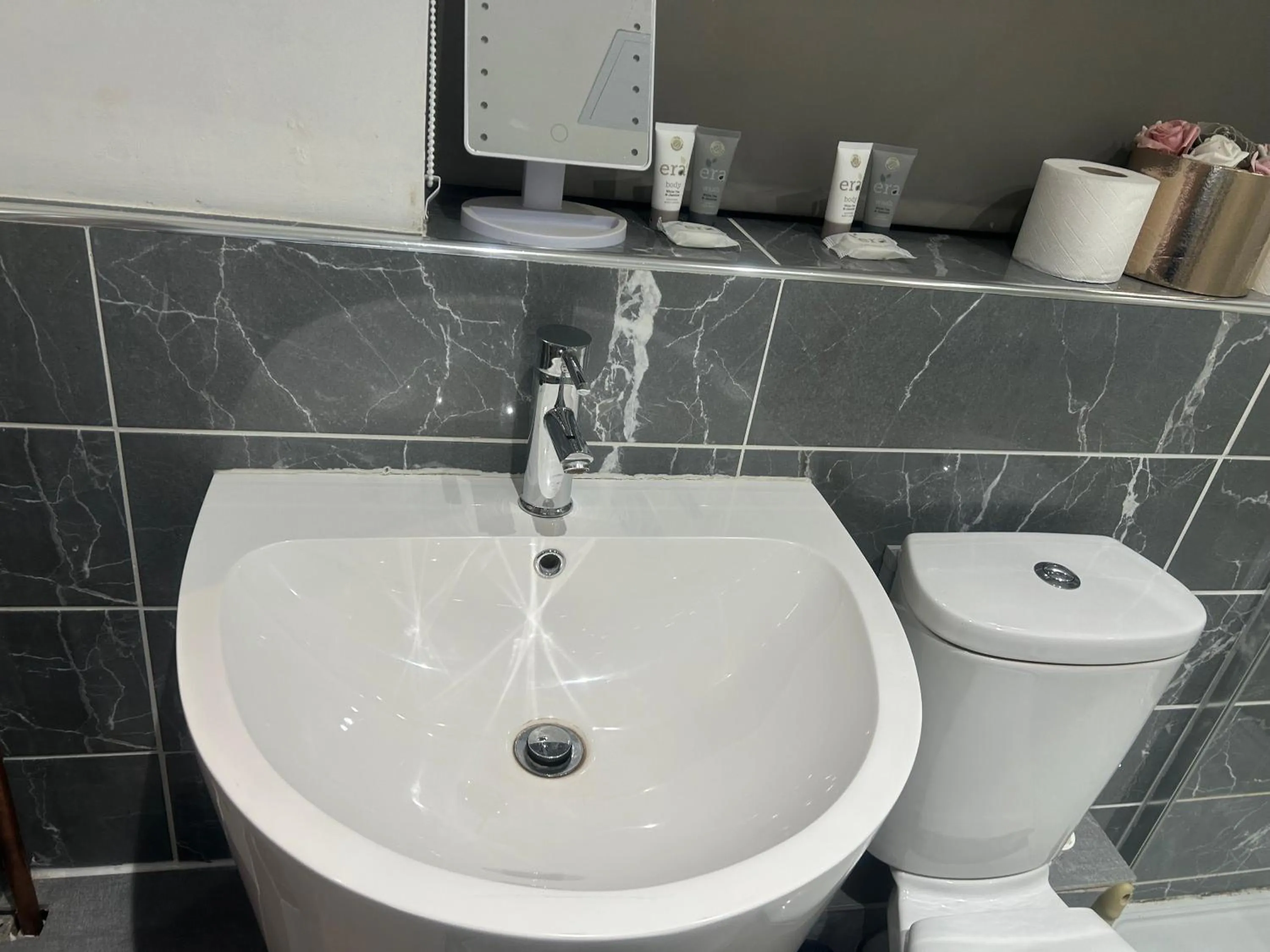 Arden Guest House B&B - NEC Birmingham - Birmingham Airport