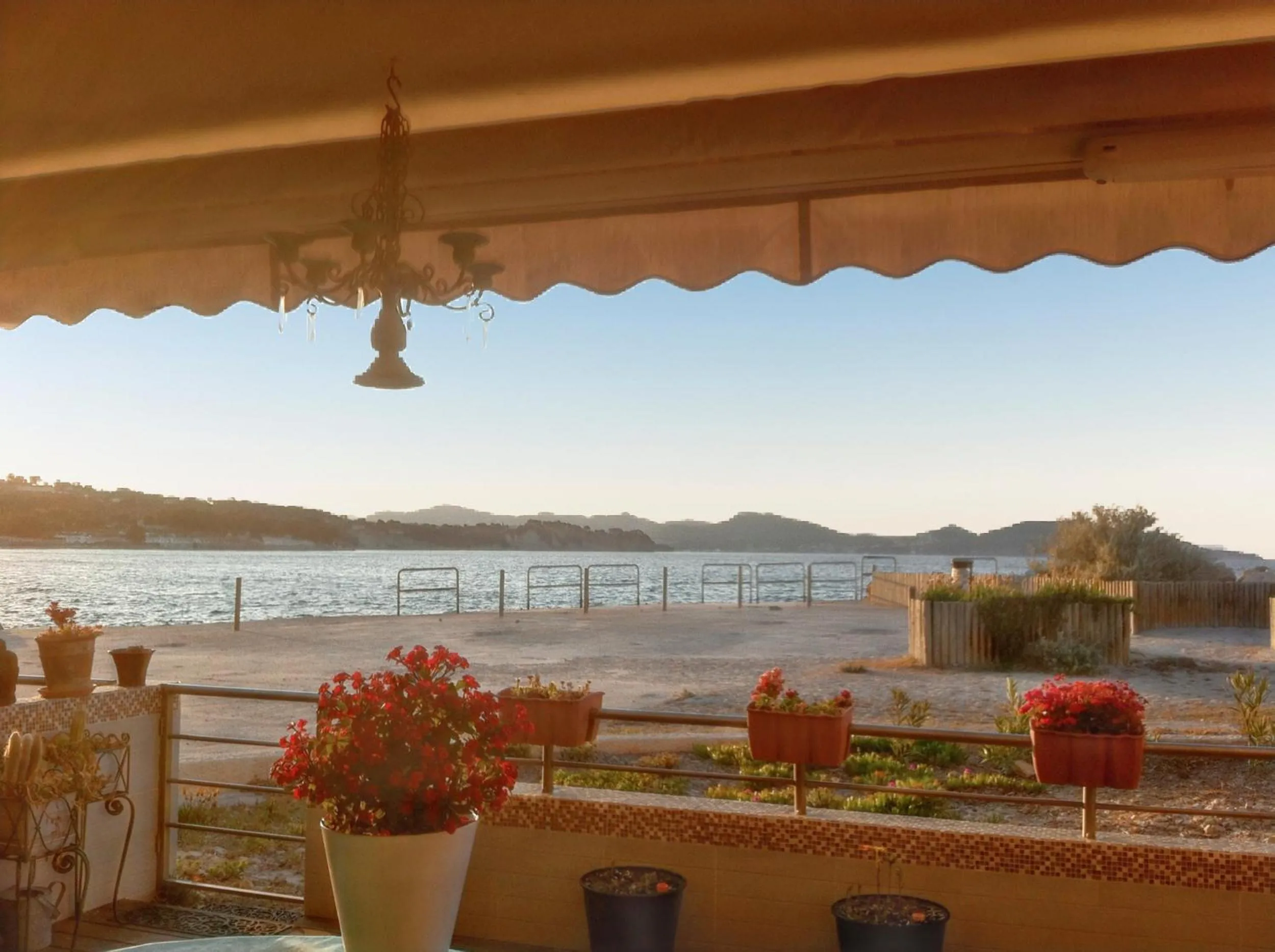 Sea view in Appartement moderne avec vue sur la mer à La Ciotat – 40 m²