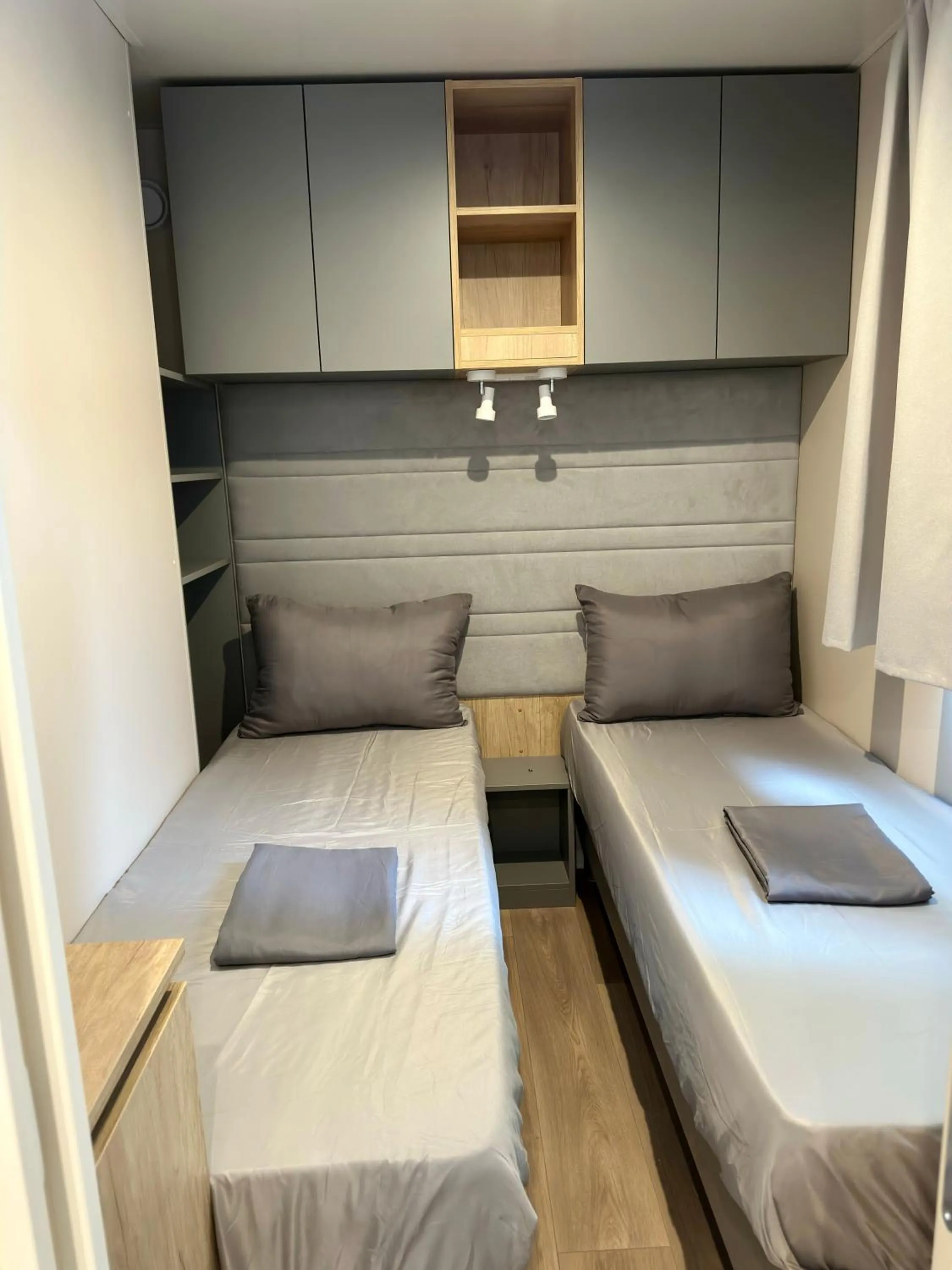 Bed in Kamp Slanik Mobile Homes