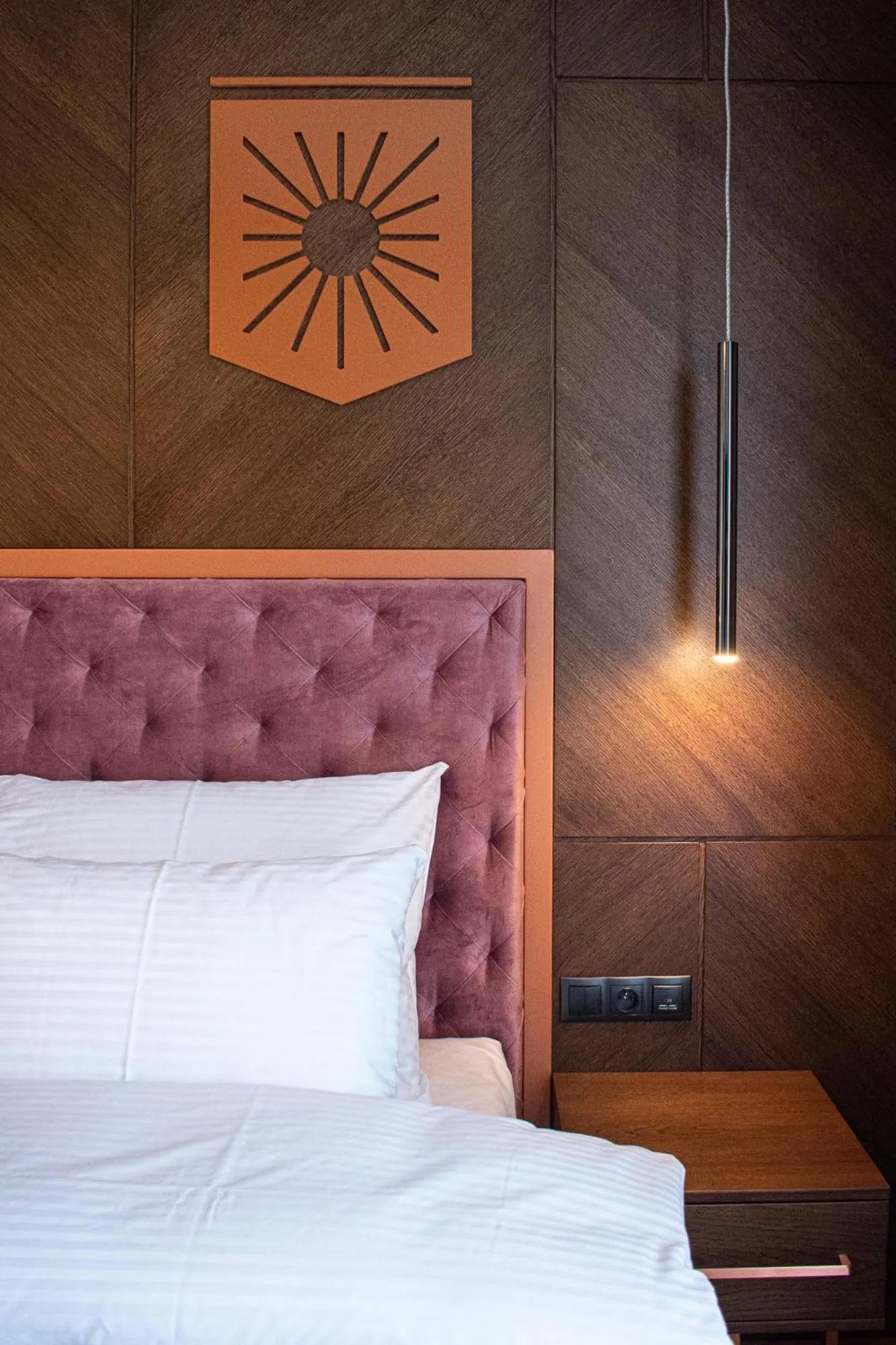 Decorative detail, Bed in APLEND Villa Dr Szontagh Est 1876