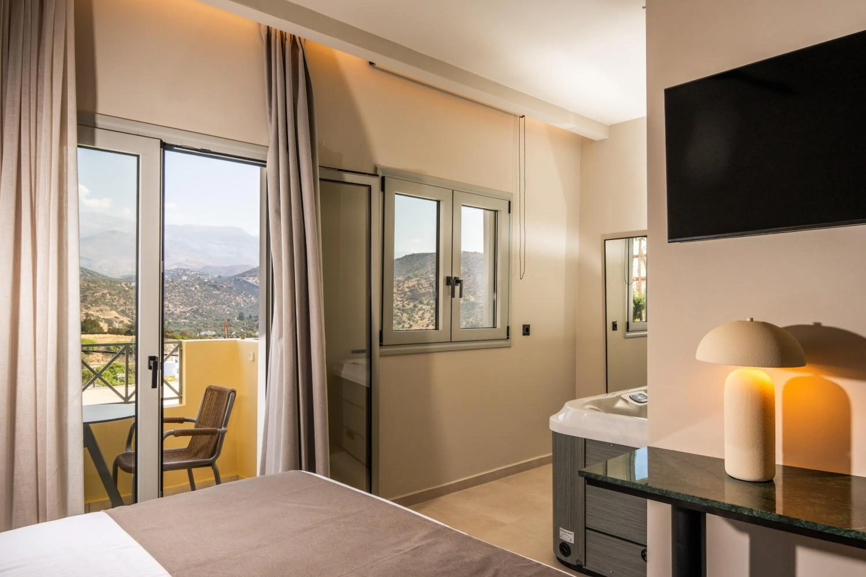 Bed in Astoria Hotel