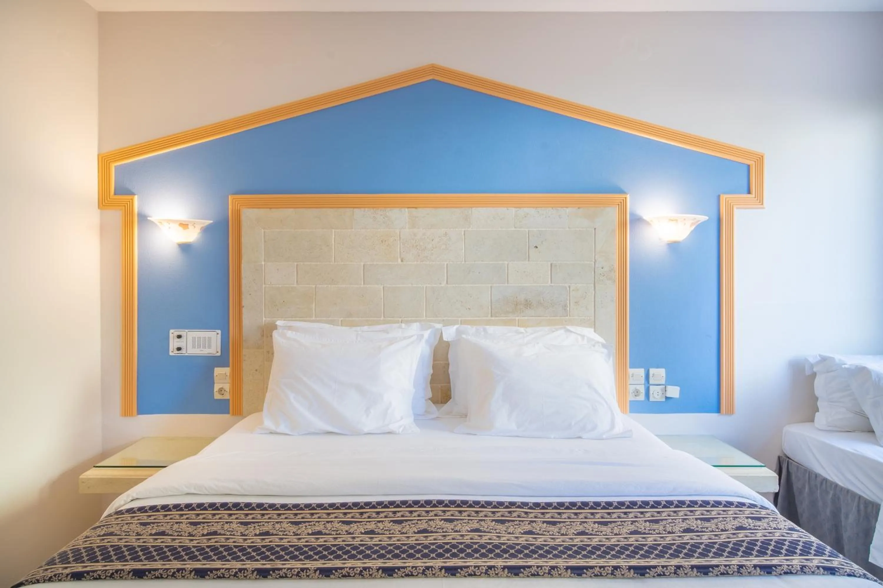 Bed in Astoria Hotel