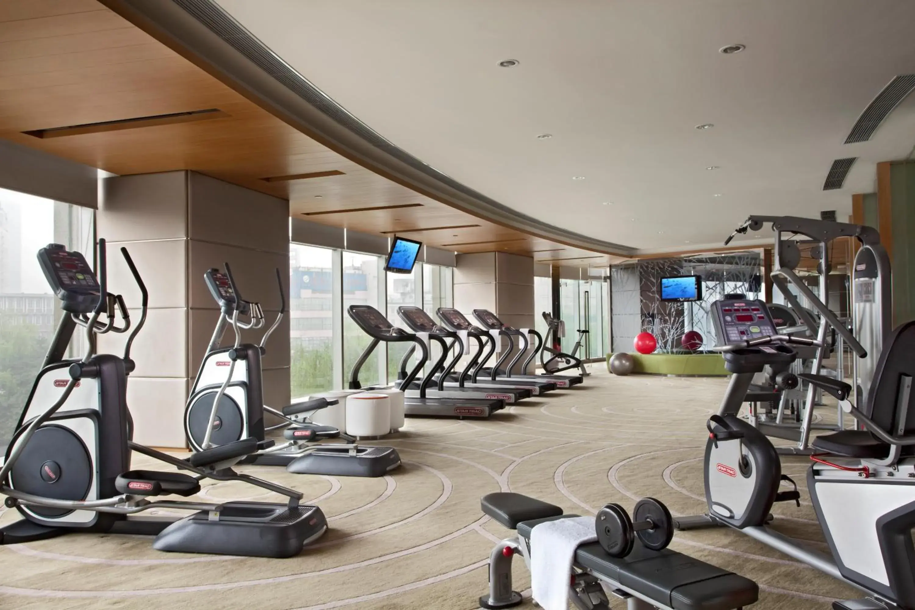 Fitness centre/facilities in Somerset Riverview Chengdu-Near Tianfu Square Fitness centre/facilities in Somerset Riverview Chengdu-Near Tianfu Square