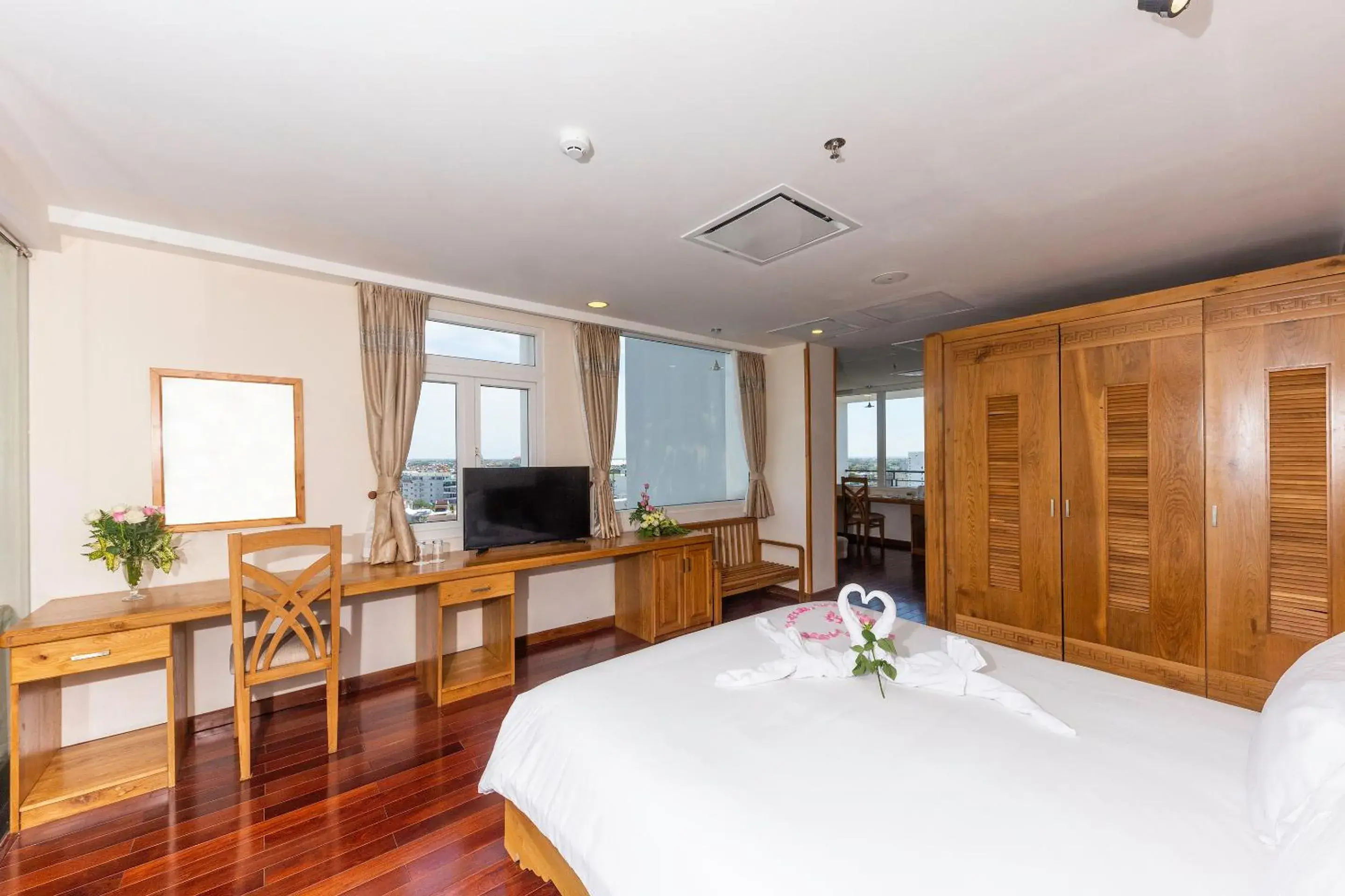 Bedroom, Bed in Romance Hotel Bedroom, Bed in Romance Hotel