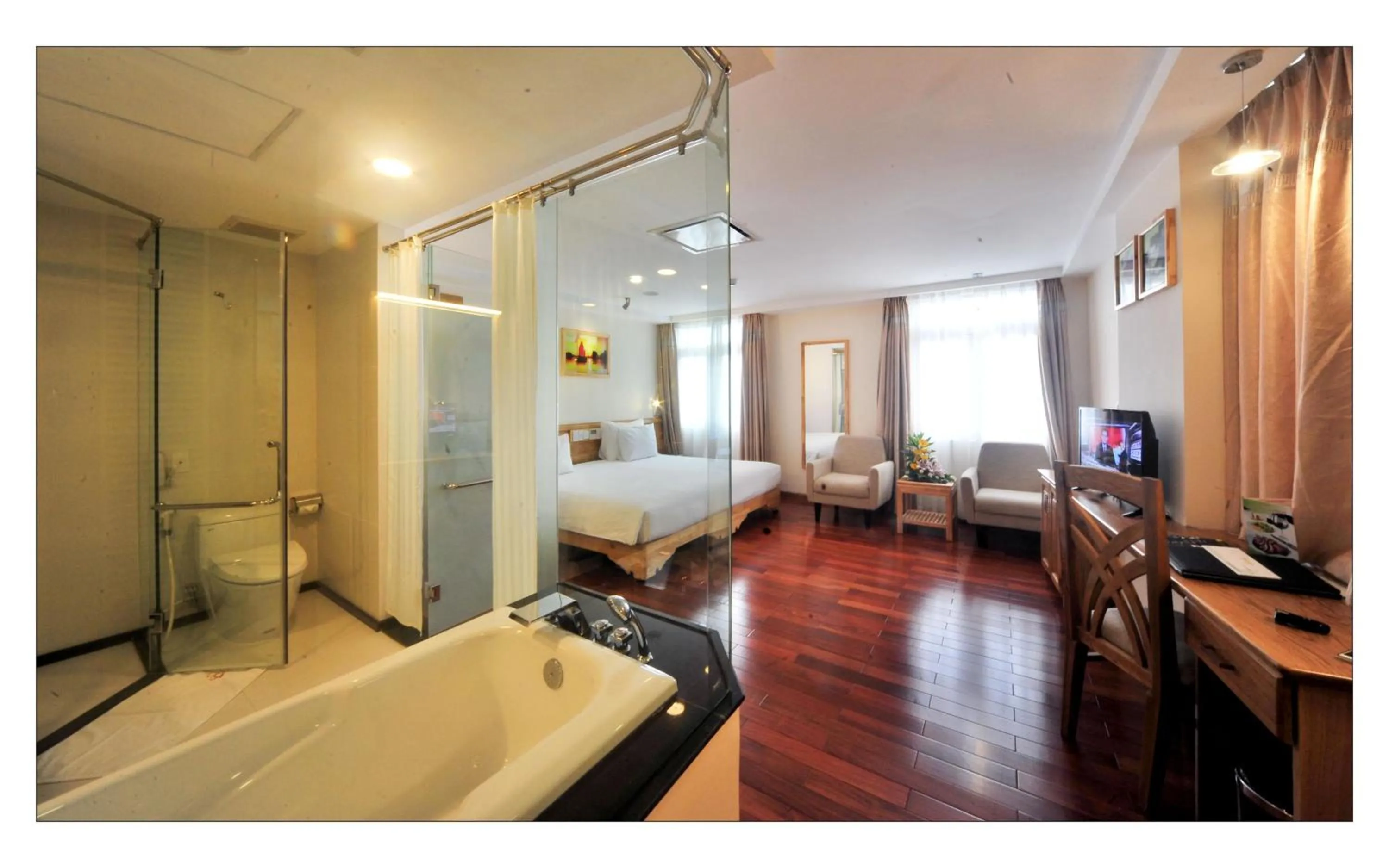 Bathroom, Bed in Romance Hotel