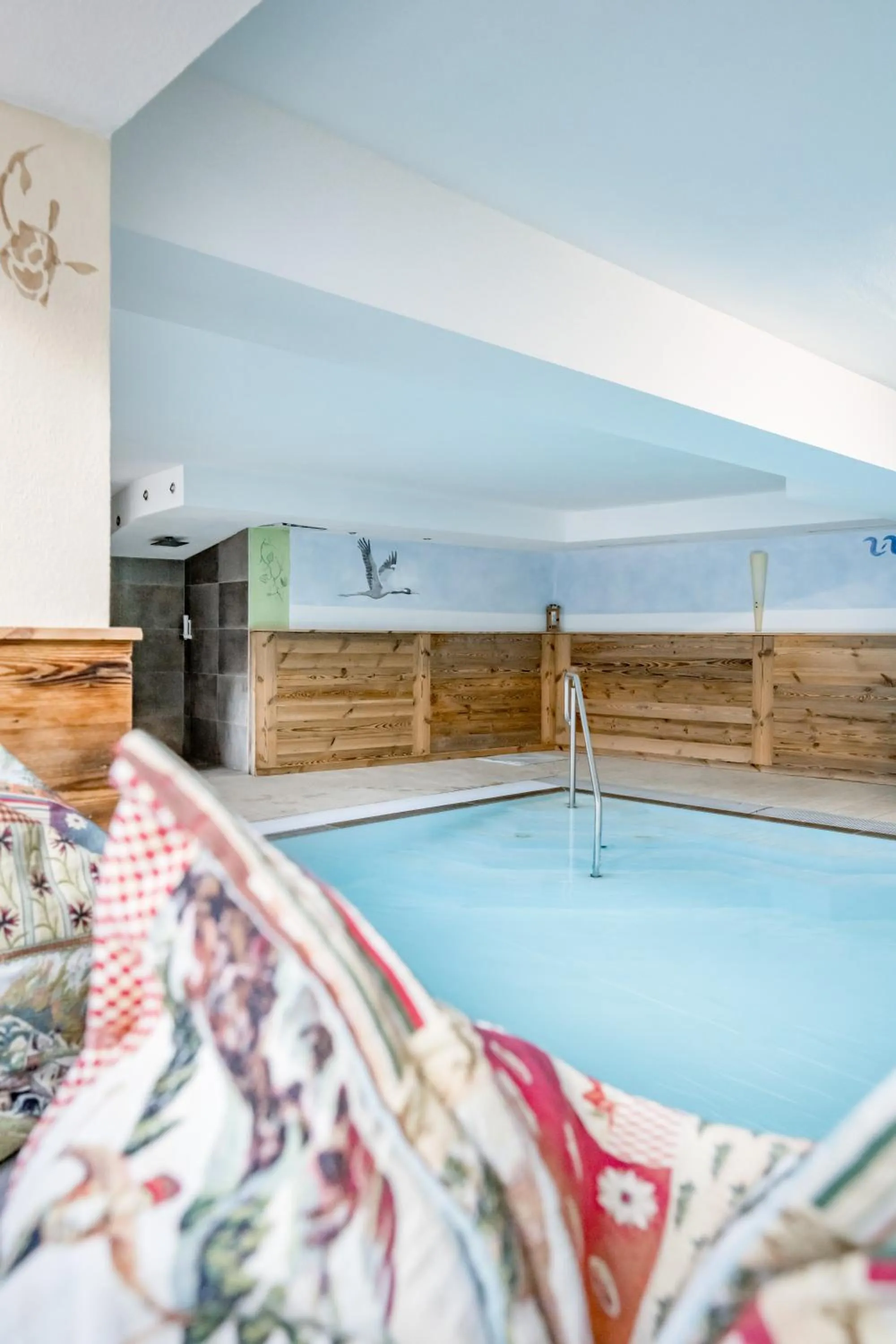 Pool view, Bed in Der Grubacher