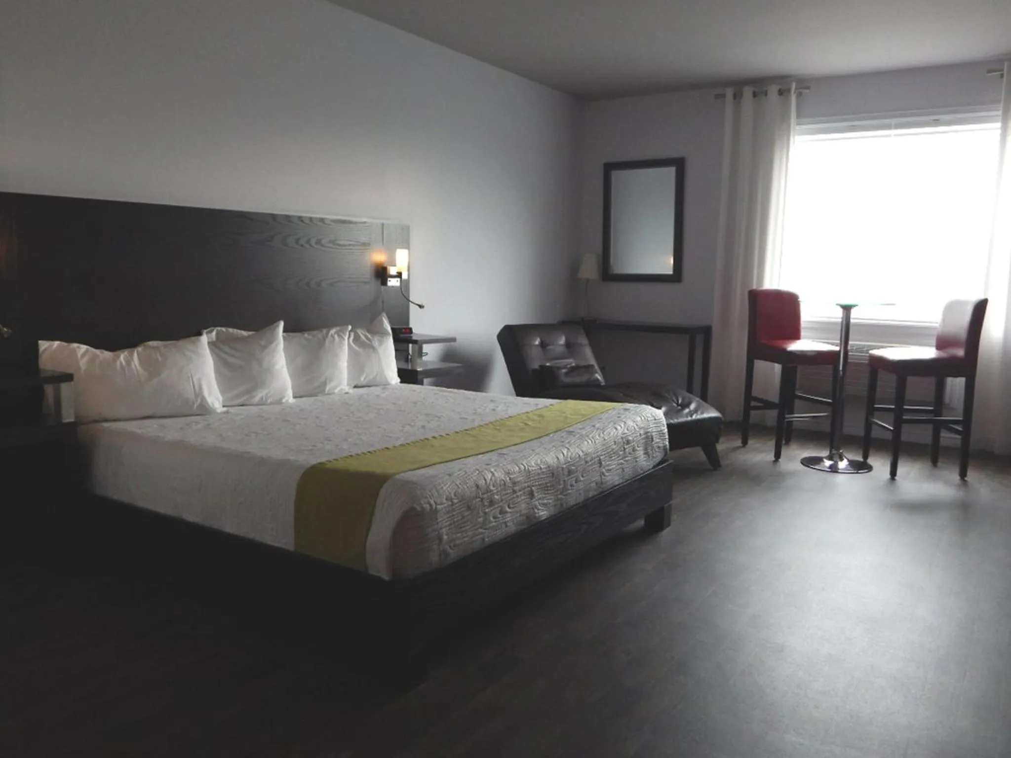 Bed in Hôtel-Motel 1212