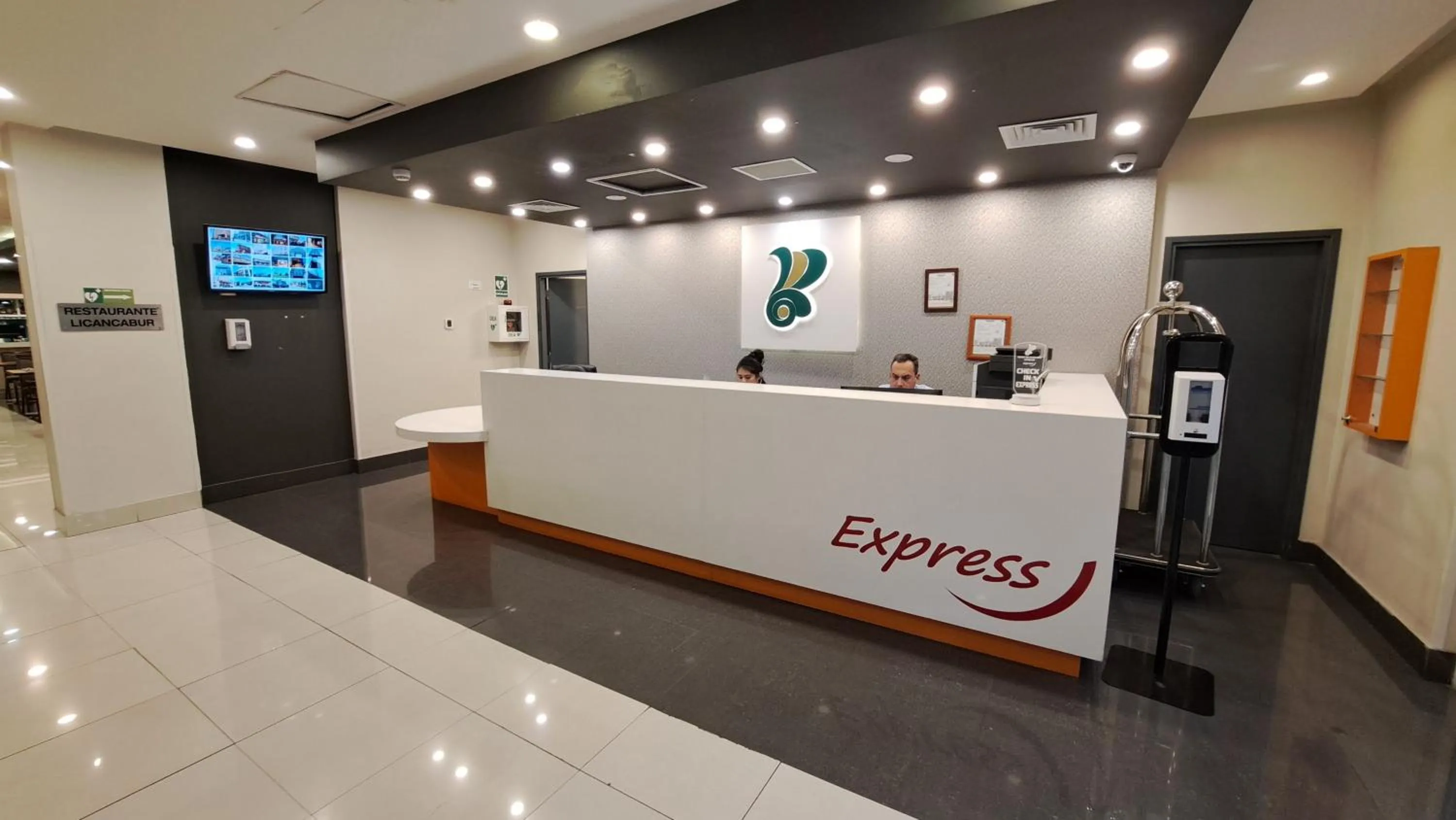 Lobby or reception in Hotel Diego de Almagro Calama Express