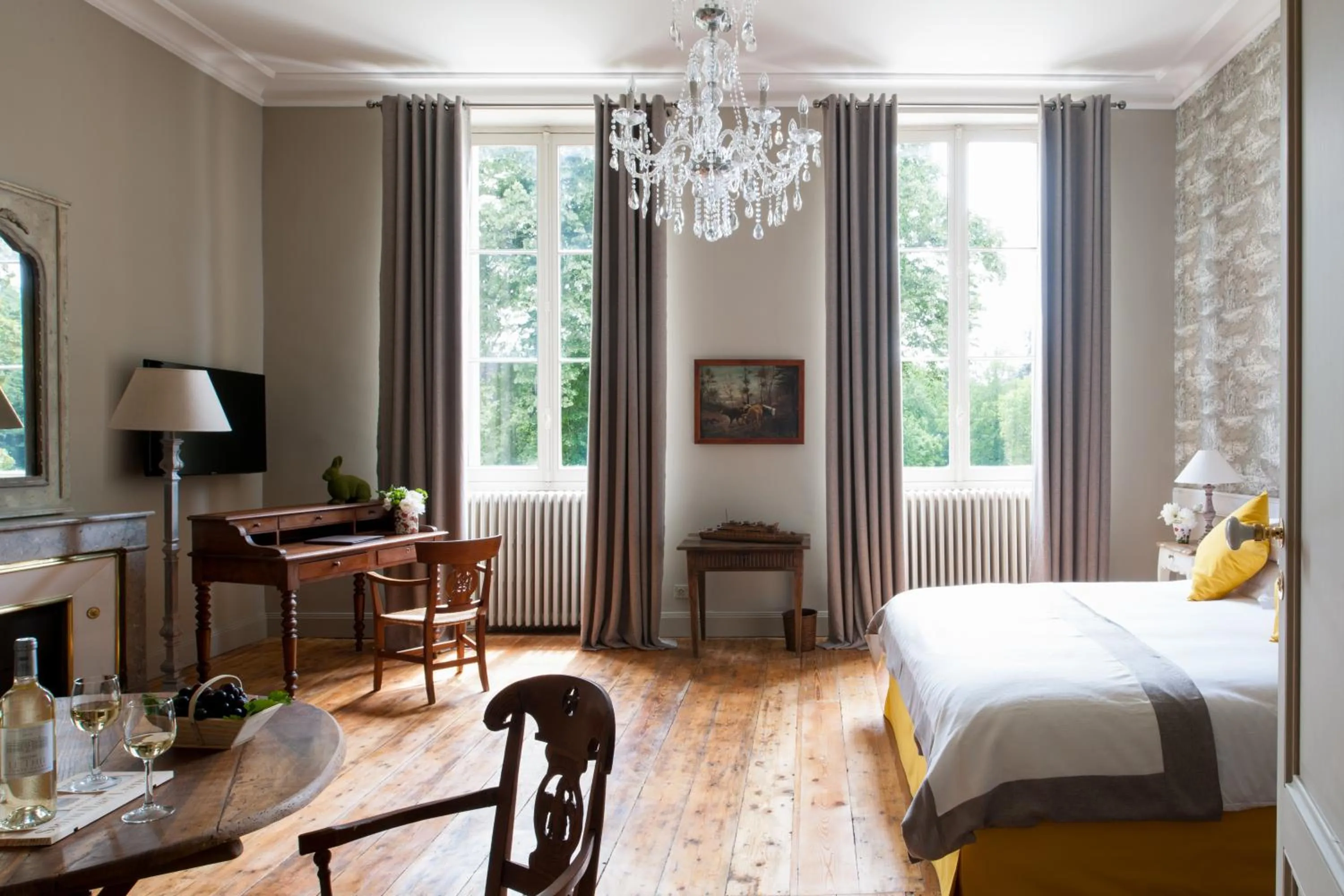 Bedroom, Bed in Les Sources de Caudalie